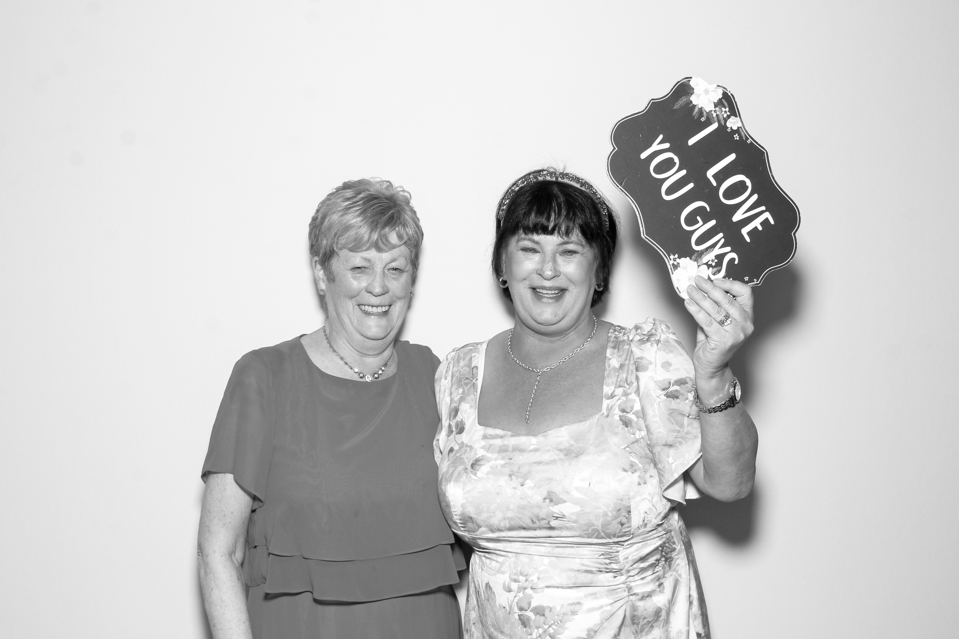 Amy & Gary | View more photos from the event at gallery.snapmagic.ie/u/SnapMagic/Amy-Gary