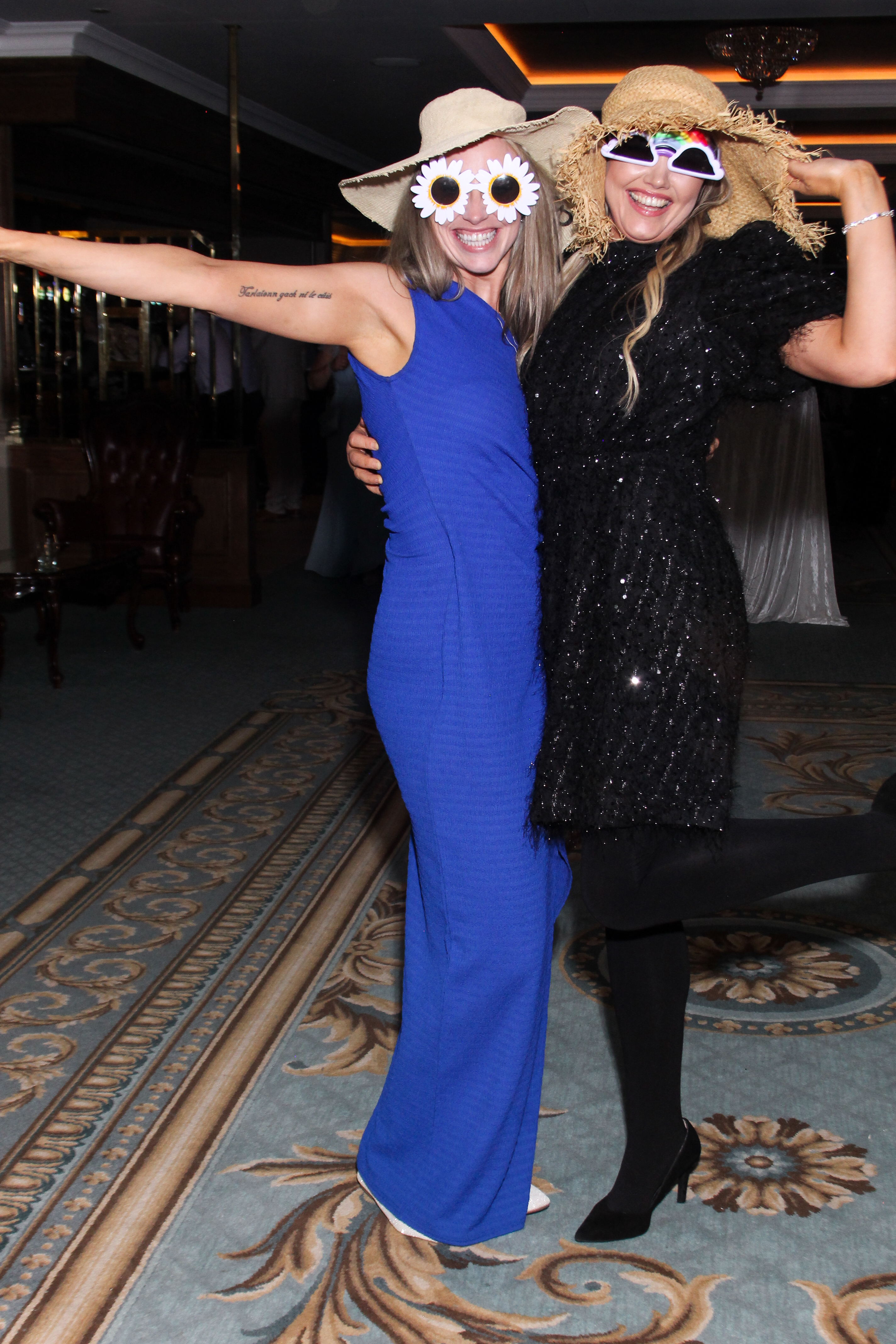 Cathal & Courtney | View more photos from the event at gallery.snapmagic.ie/u/SnapMagic/Cathal-Courtney