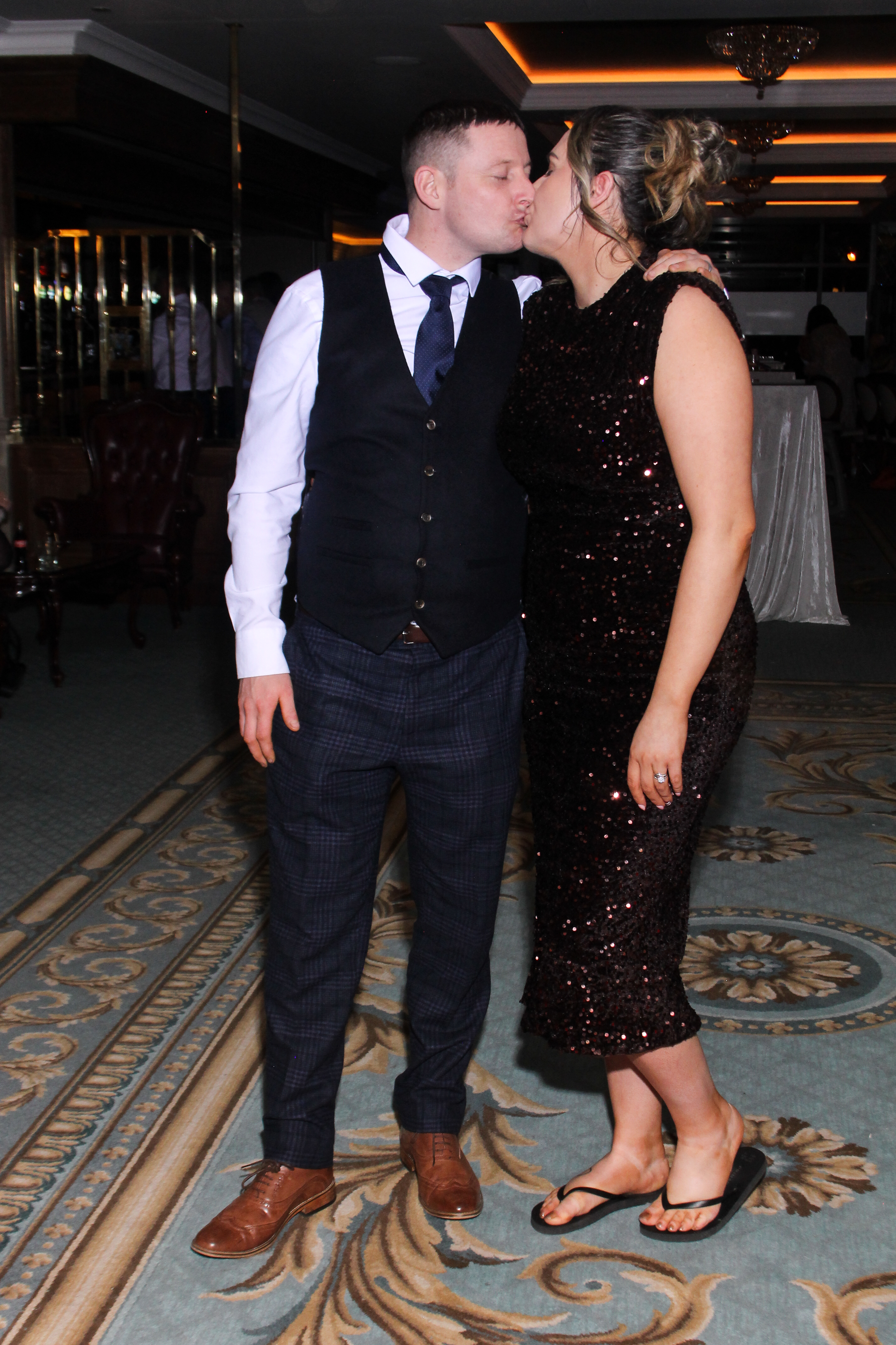 Cathal & Courtney | View more photos from the event at gallery.snapmagic.ie/u/SnapMagic/Cathal-Courtney