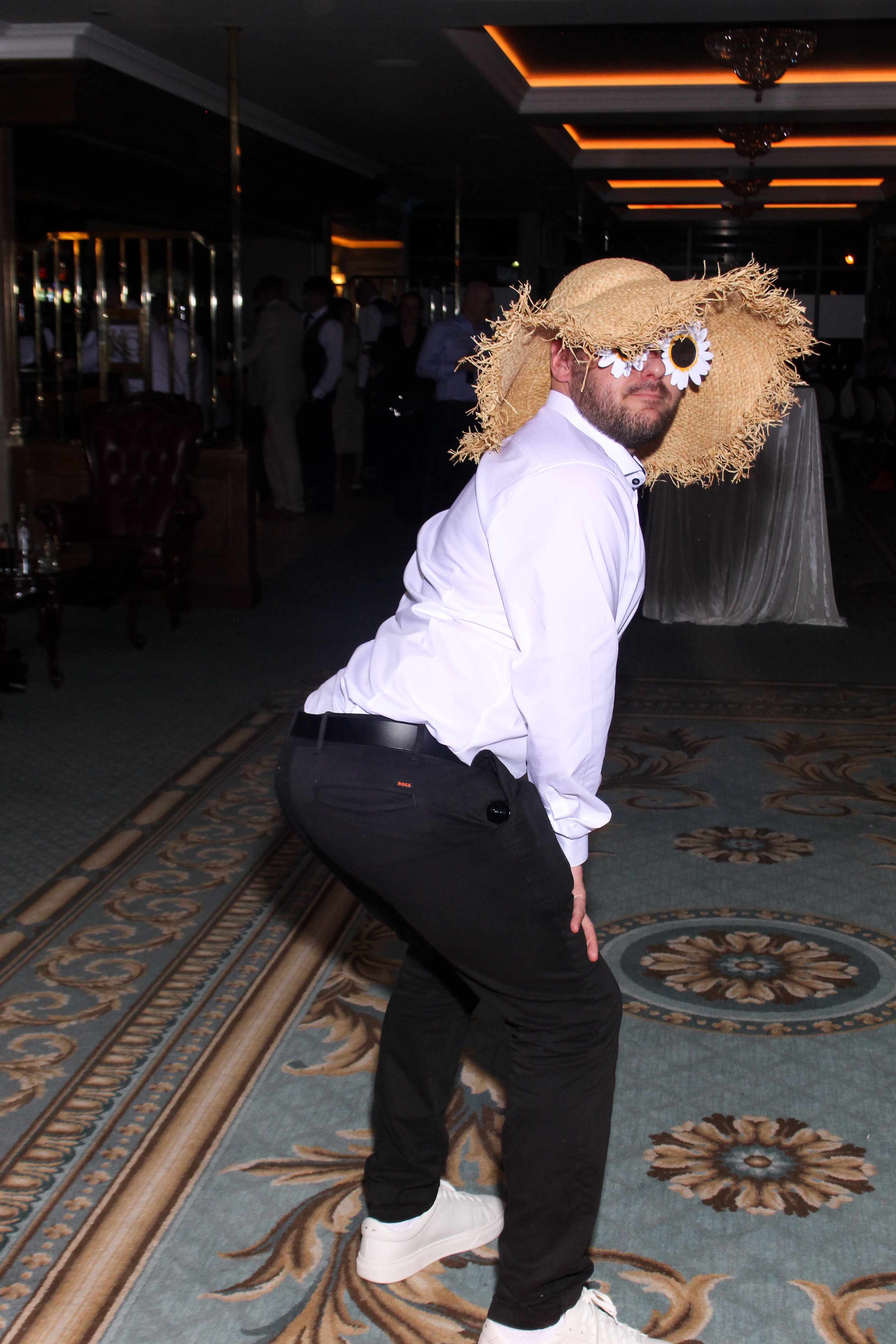 Cathal & Courtney | View more photos from the event at gallery.snapmagic.ie/u/SnapMagic/Cathal-Courtney