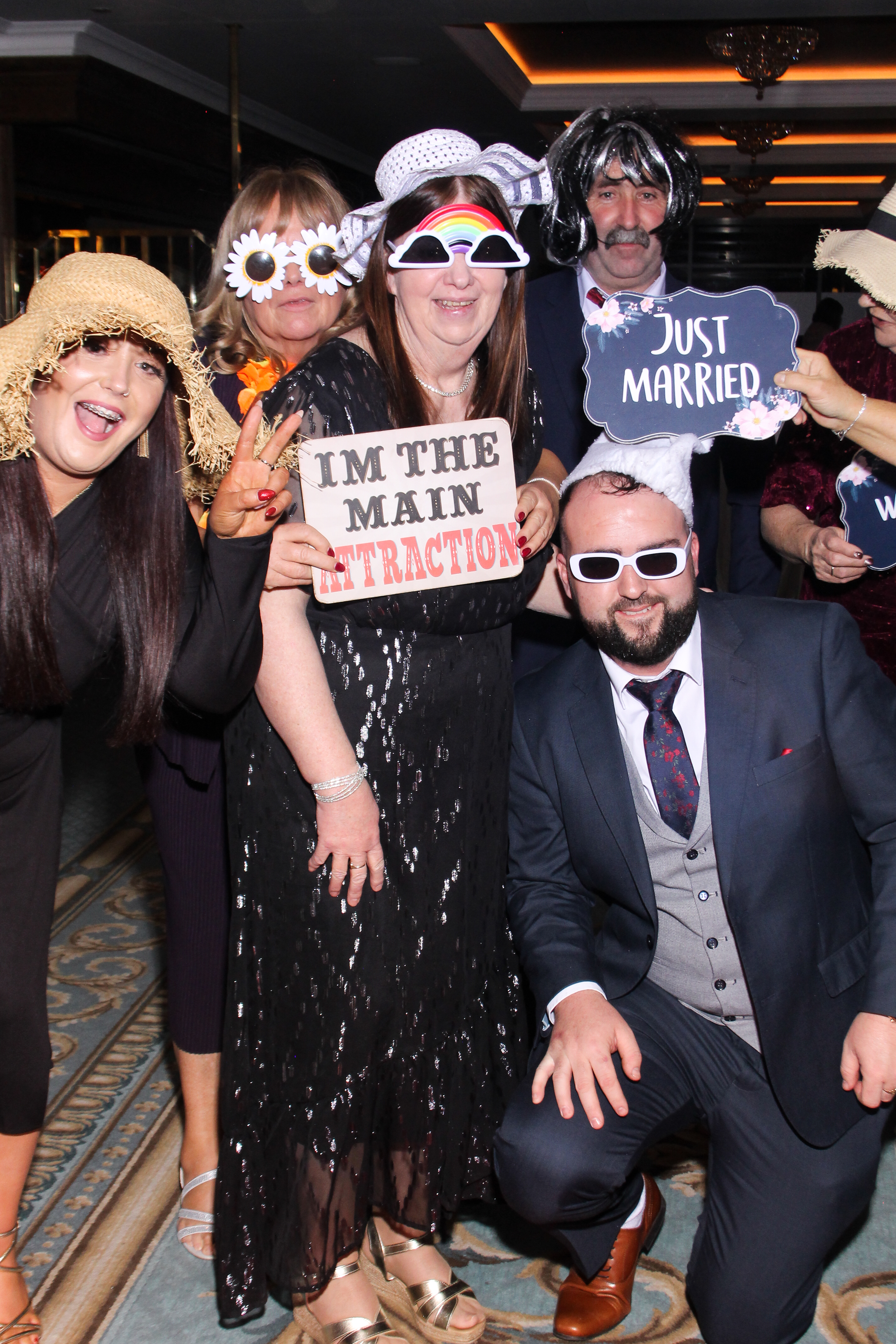 Cathal & Courtney | View more photos from the event at gallery.snapmagic.ie/u/SnapMagic/Cathal-Courtney