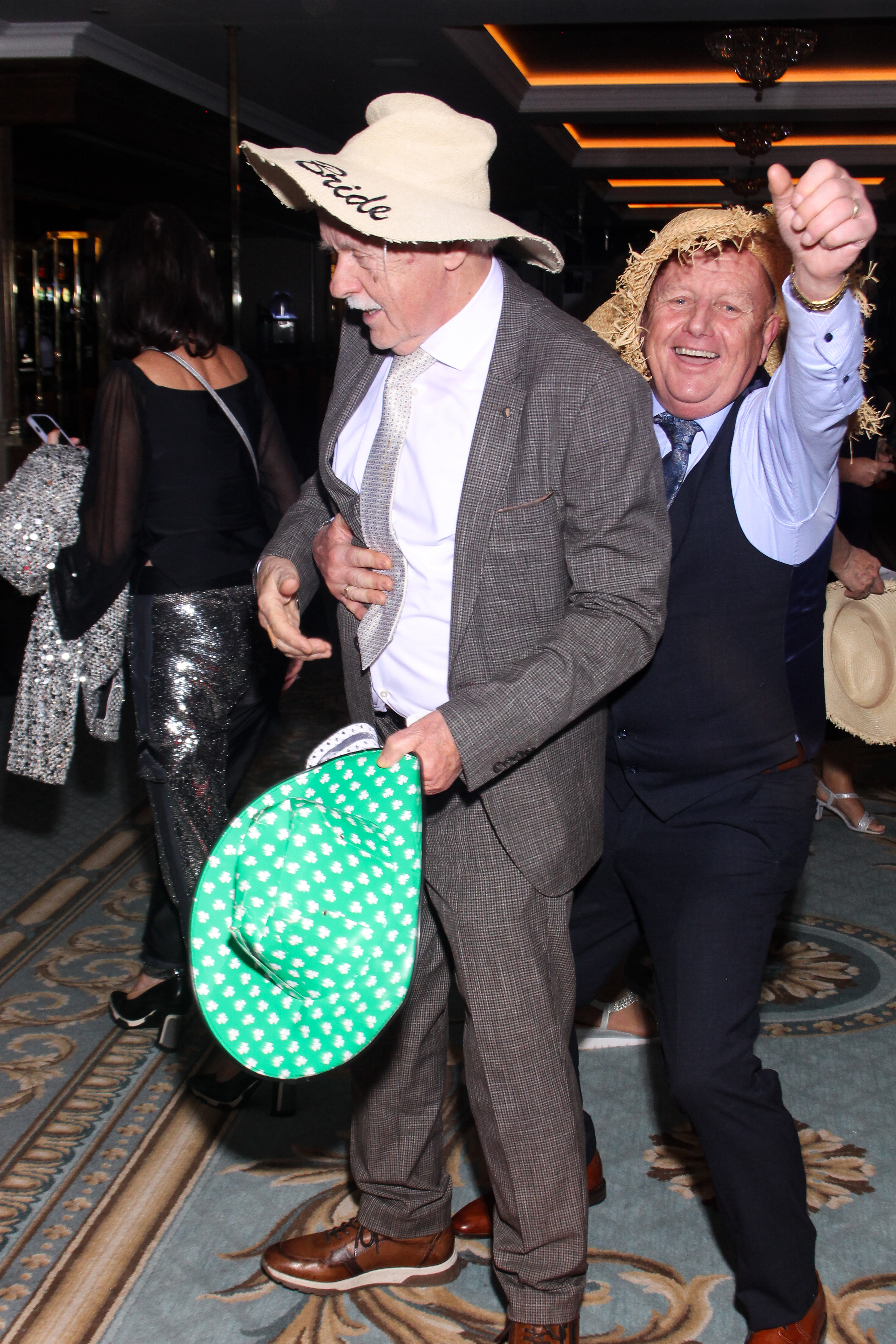 Cathal & Courtney | View more photos from the event at gallery.snapmagic.ie/u/SnapMagic/Cathal-Courtney