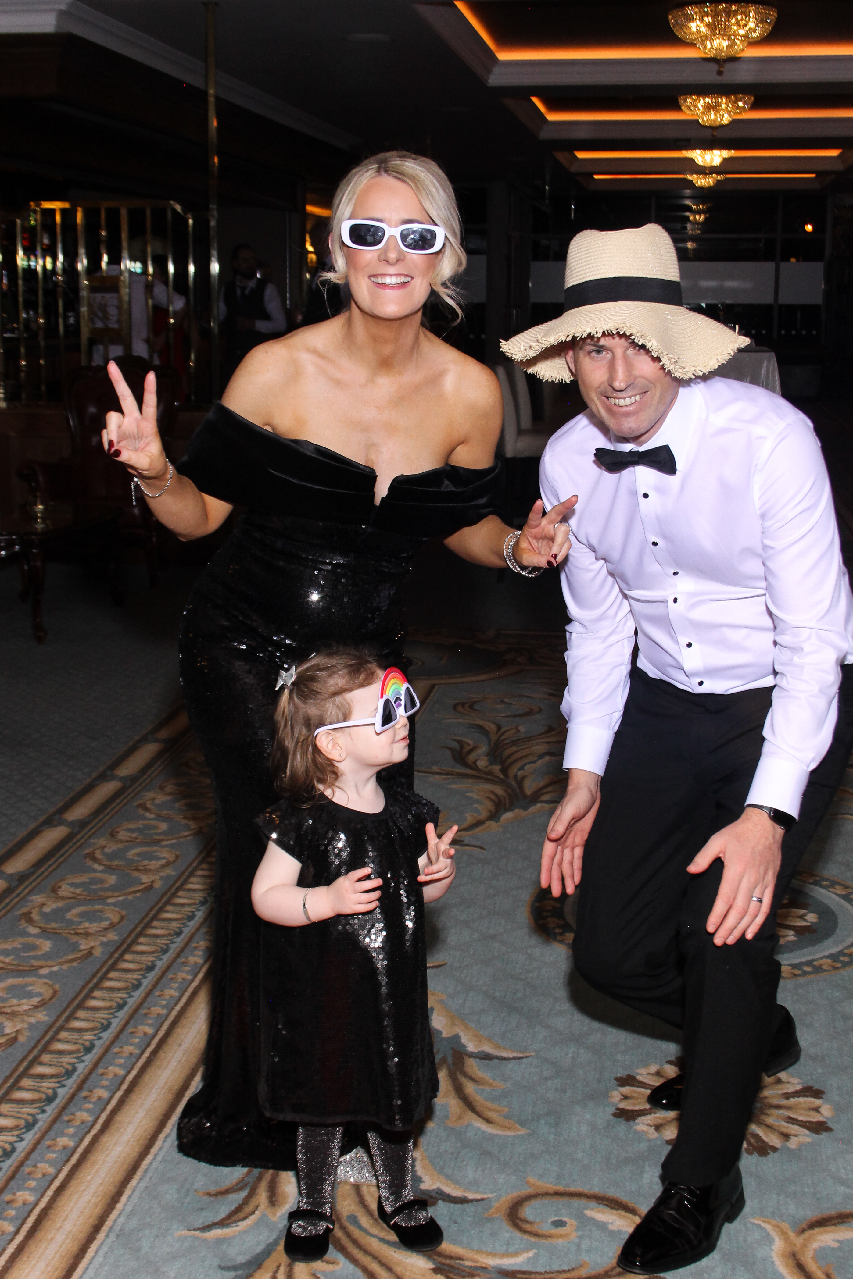 Cathal & Courtney | View more photos from the event at gallery.snapmagic.ie/u/SnapMagic/Cathal-Courtney