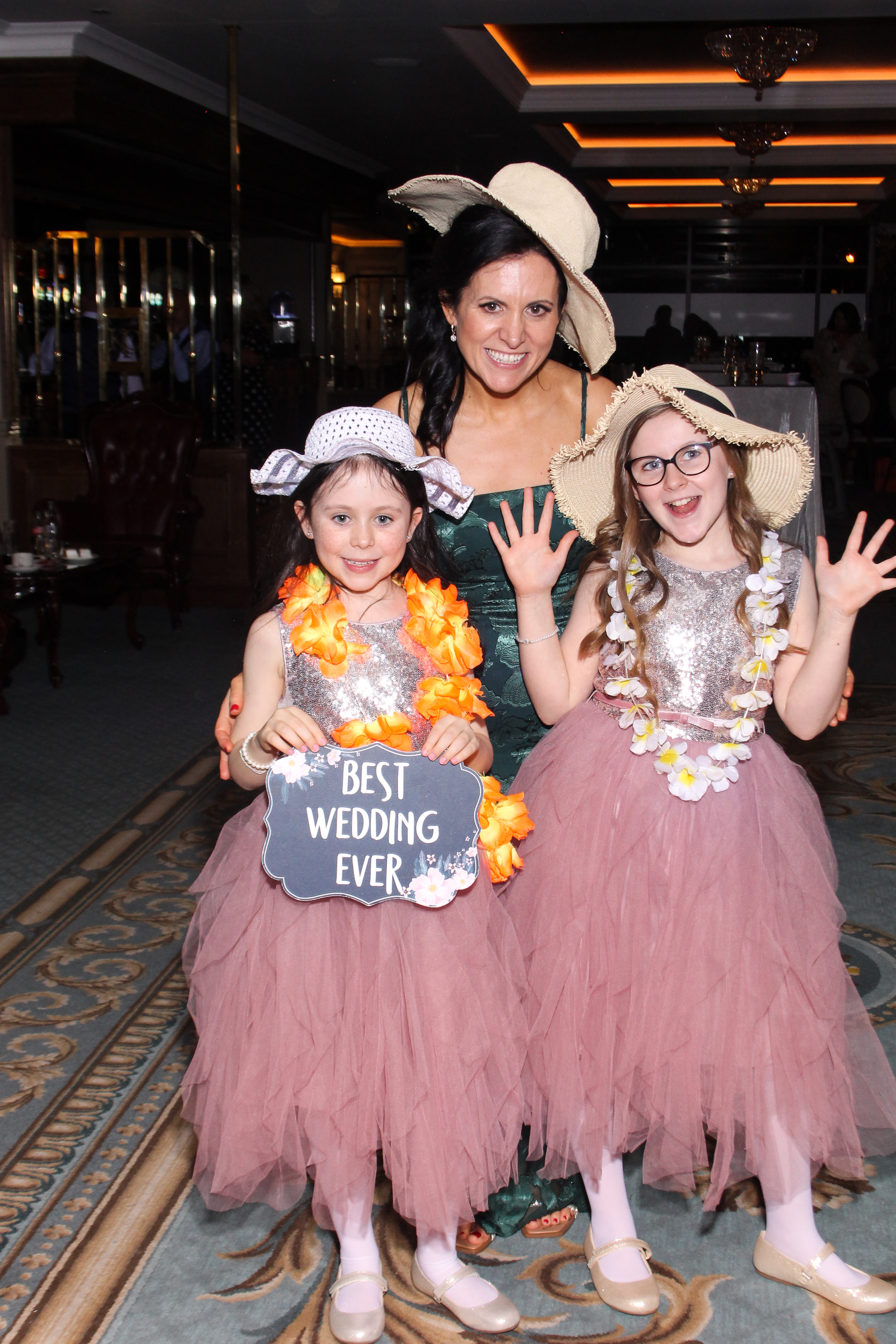 Cathal & Courtney | View more photos from the event at gallery.snapmagic.ie/u/SnapMagic/Cathal-Courtney