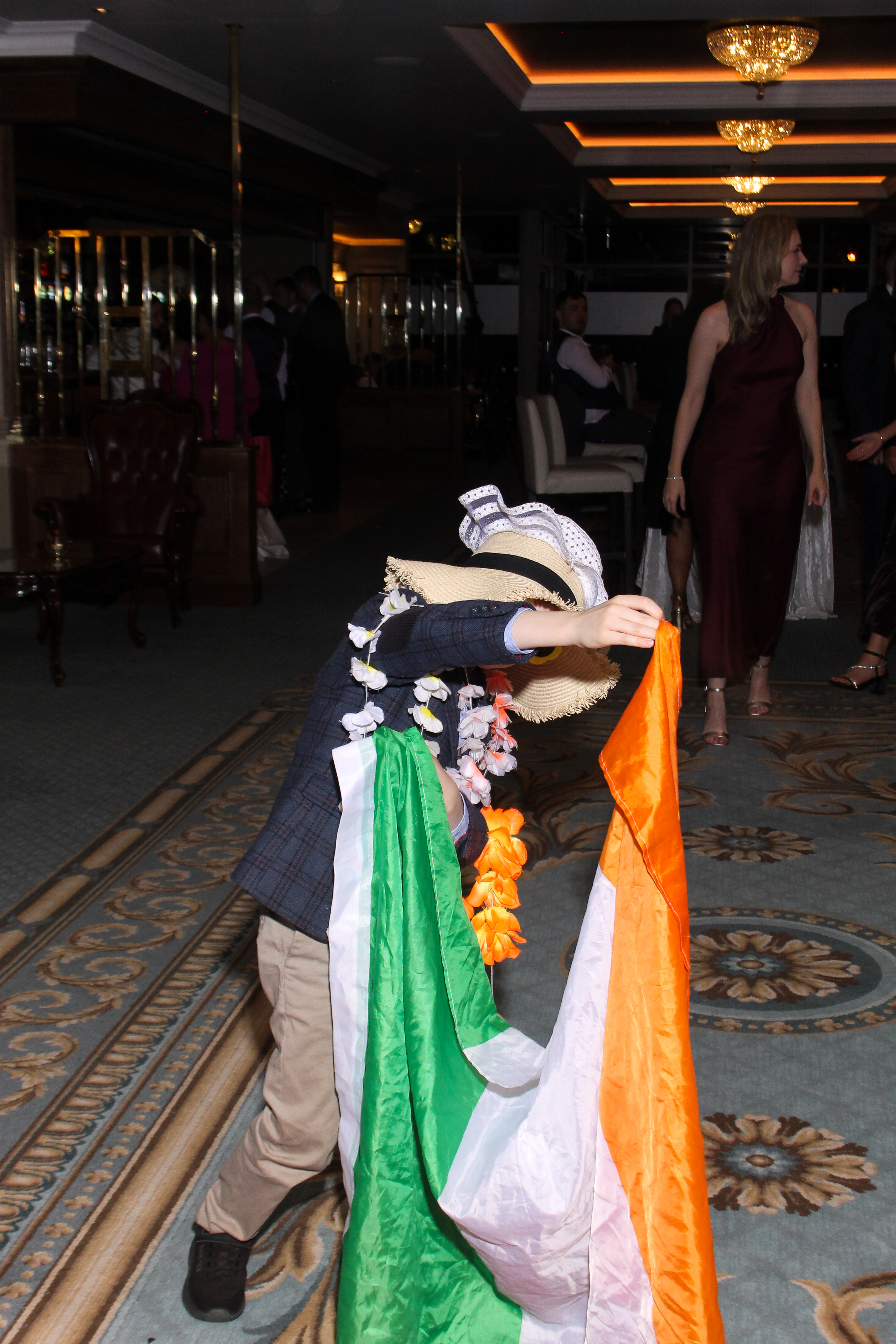 Cathal & Courtney | View more photos from the event at gallery.snapmagic.ie/u/SnapMagic/Cathal-Courtney