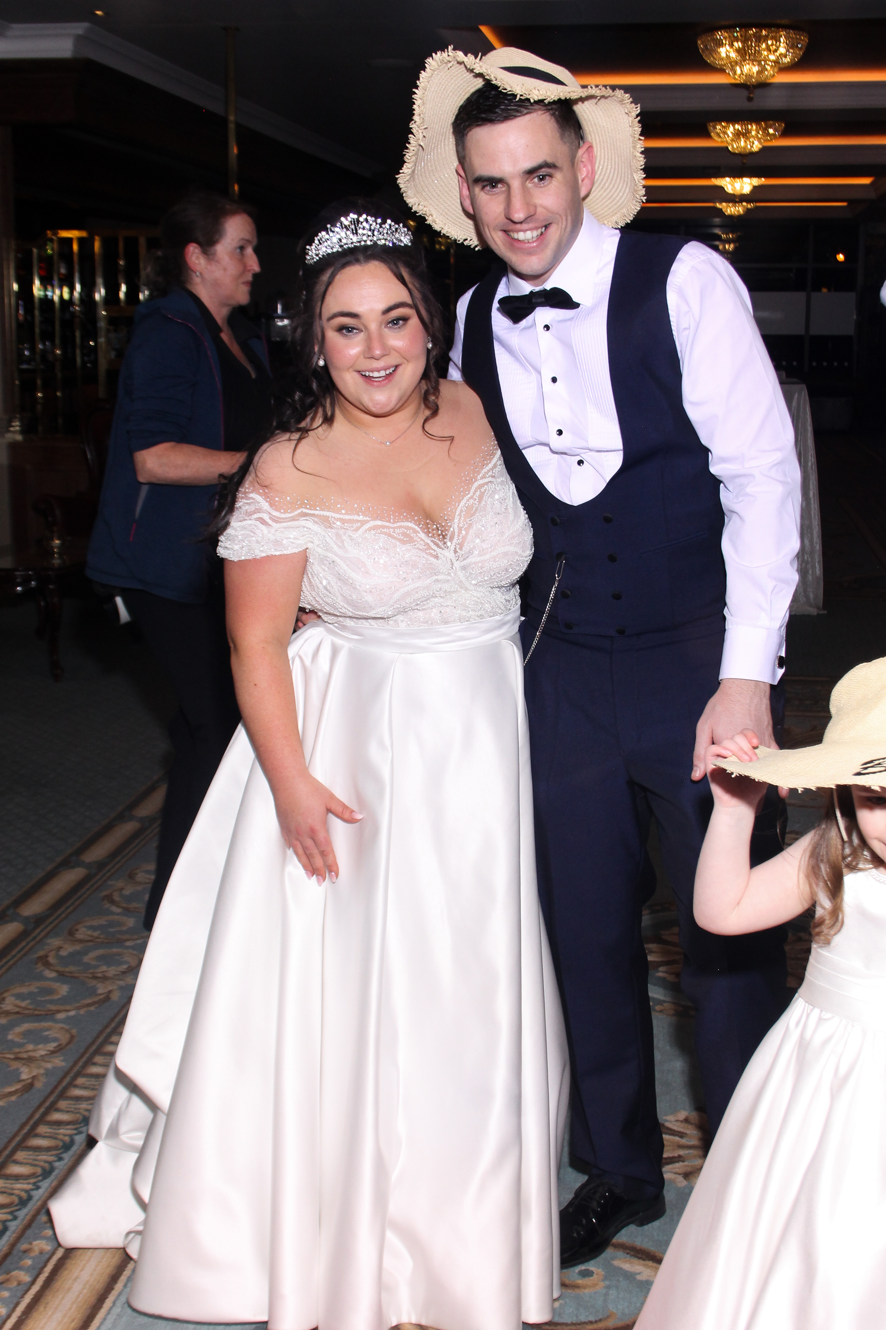 Cathal & Courtney | View more photos from the event at gallery.snapmagic.ie/u/SnapMagic/Cathal-Courtney