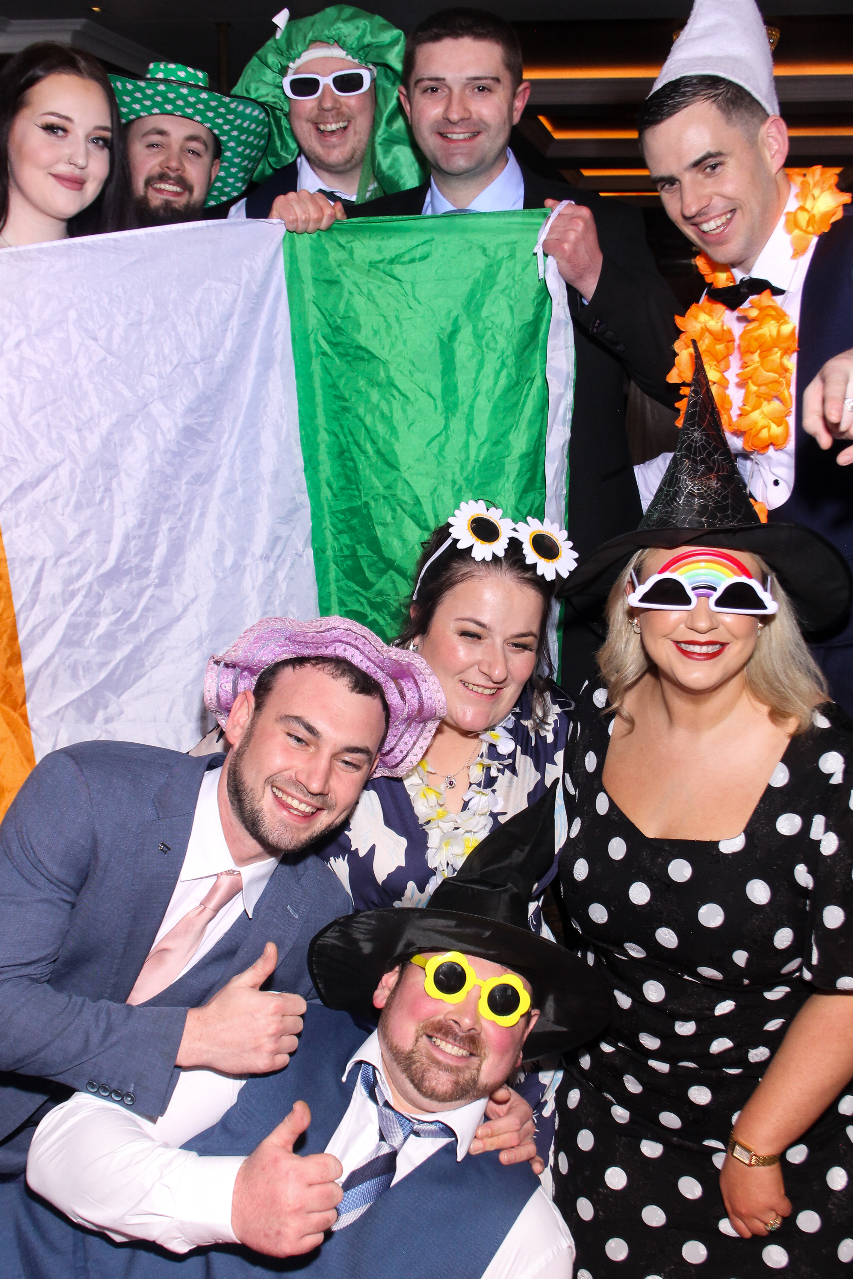 Cathal & Courtney | View more photos from the event at gallery.snapmagic.ie/u/SnapMagic/Cathal-Courtney