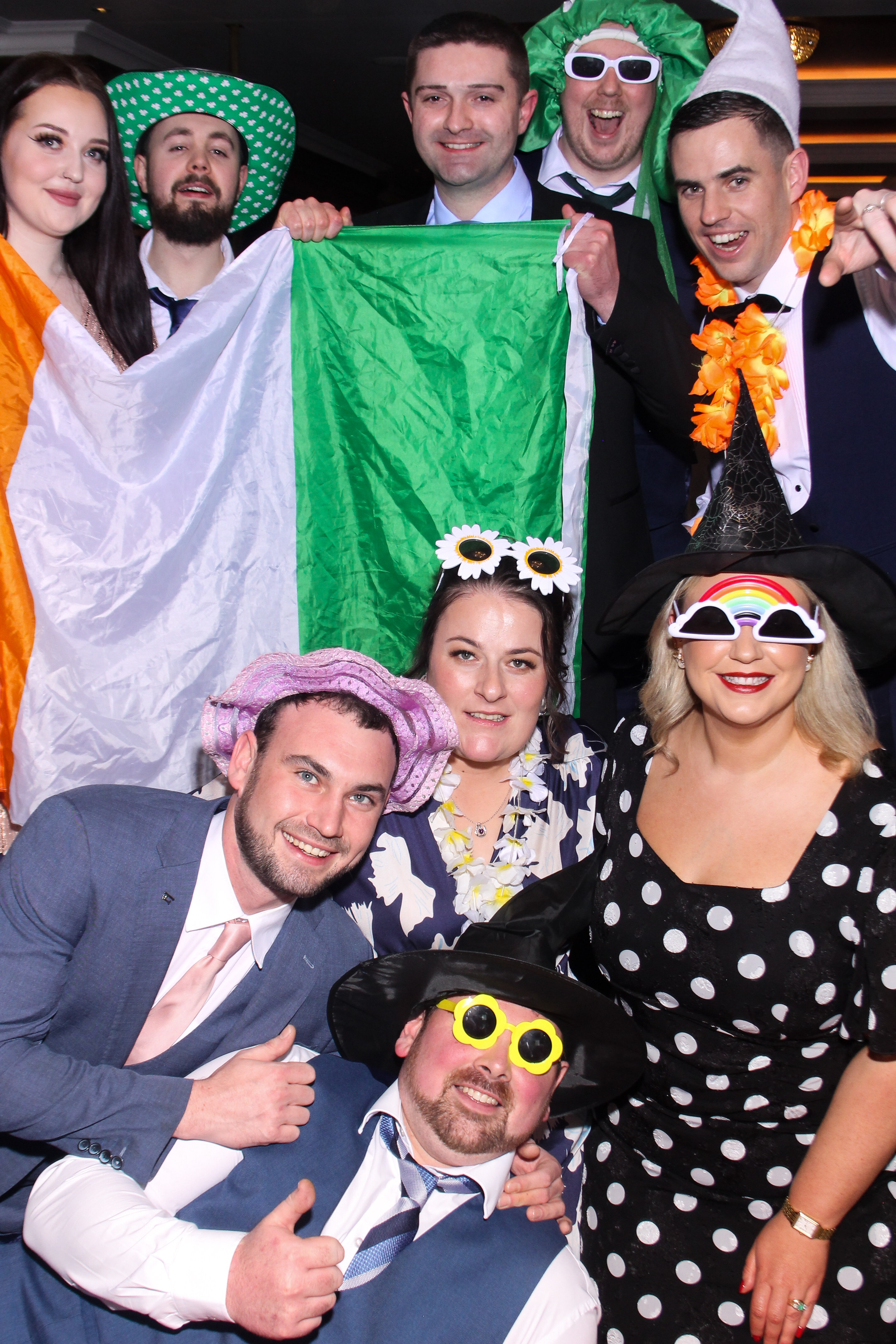 Cathal & Courtney | View more photos from the event at gallery.snapmagic.ie/u/SnapMagic/Cathal-Courtney