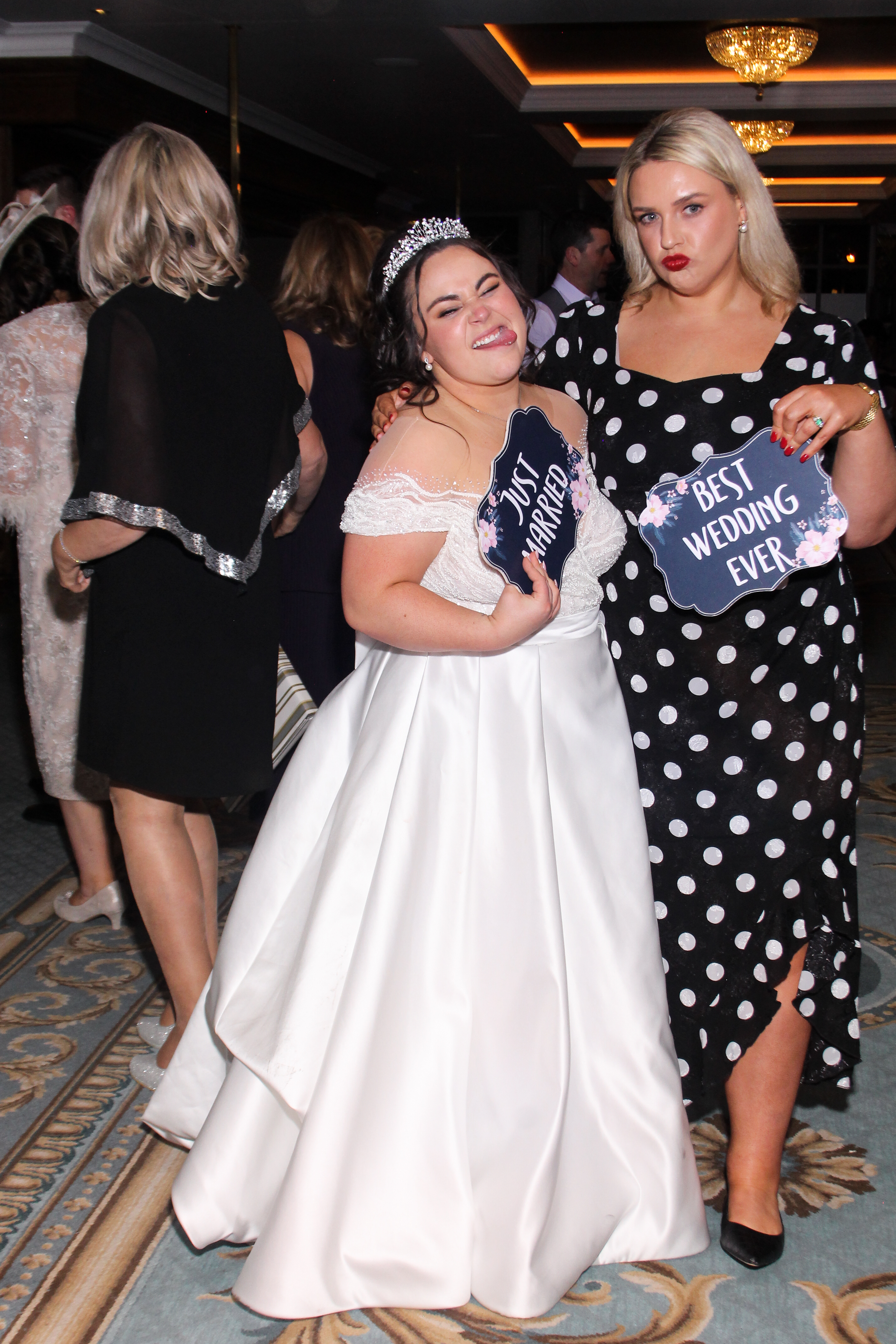 Cathal & Courtney | View more photos from the event at gallery.snapmagic.ie/u/SnapMagic/Cathal-Courtney