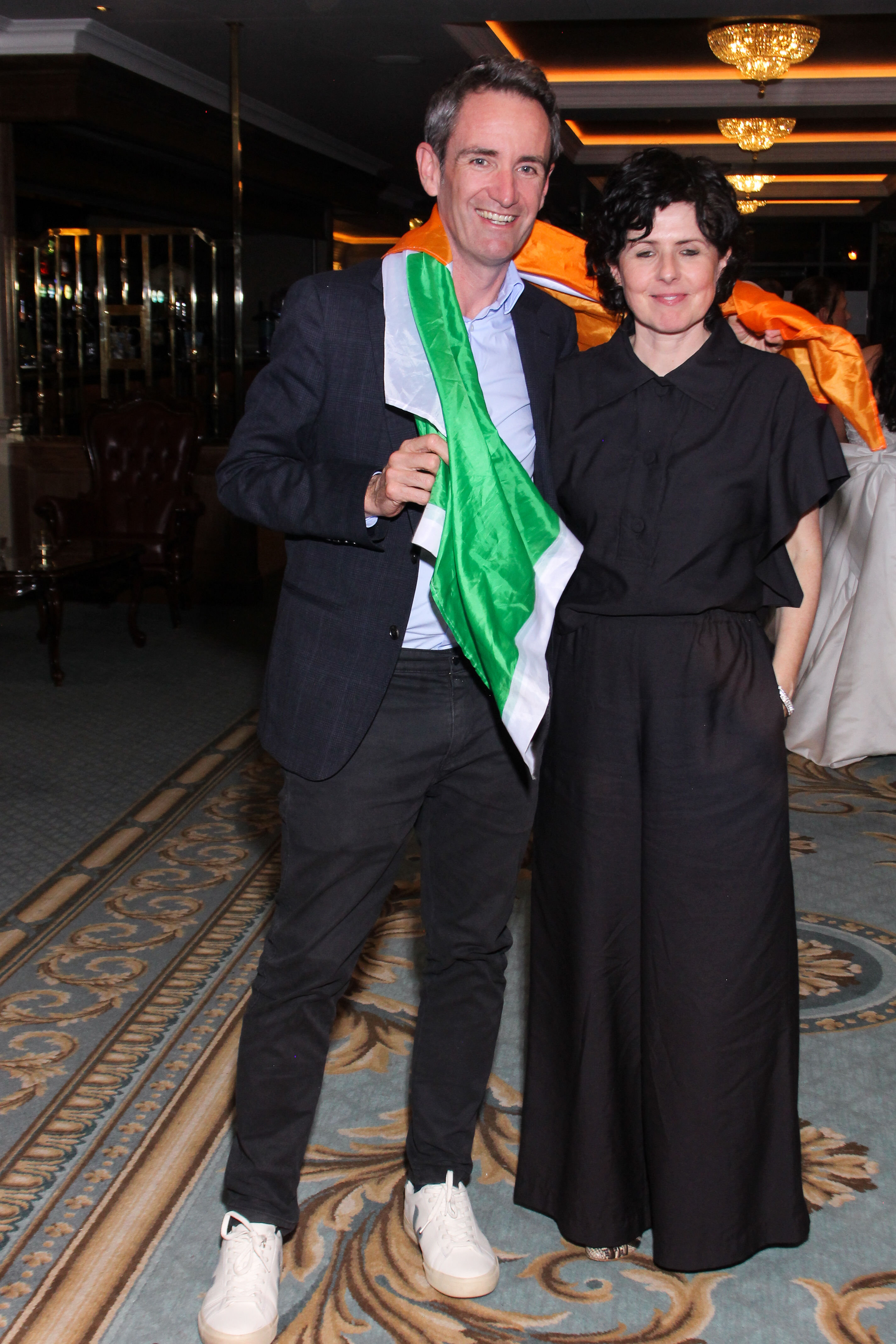 Cathal & Courtney | View more photos from the event at gallery.snapmagic.ie/u/SnapMagic/Cathal-Courtney