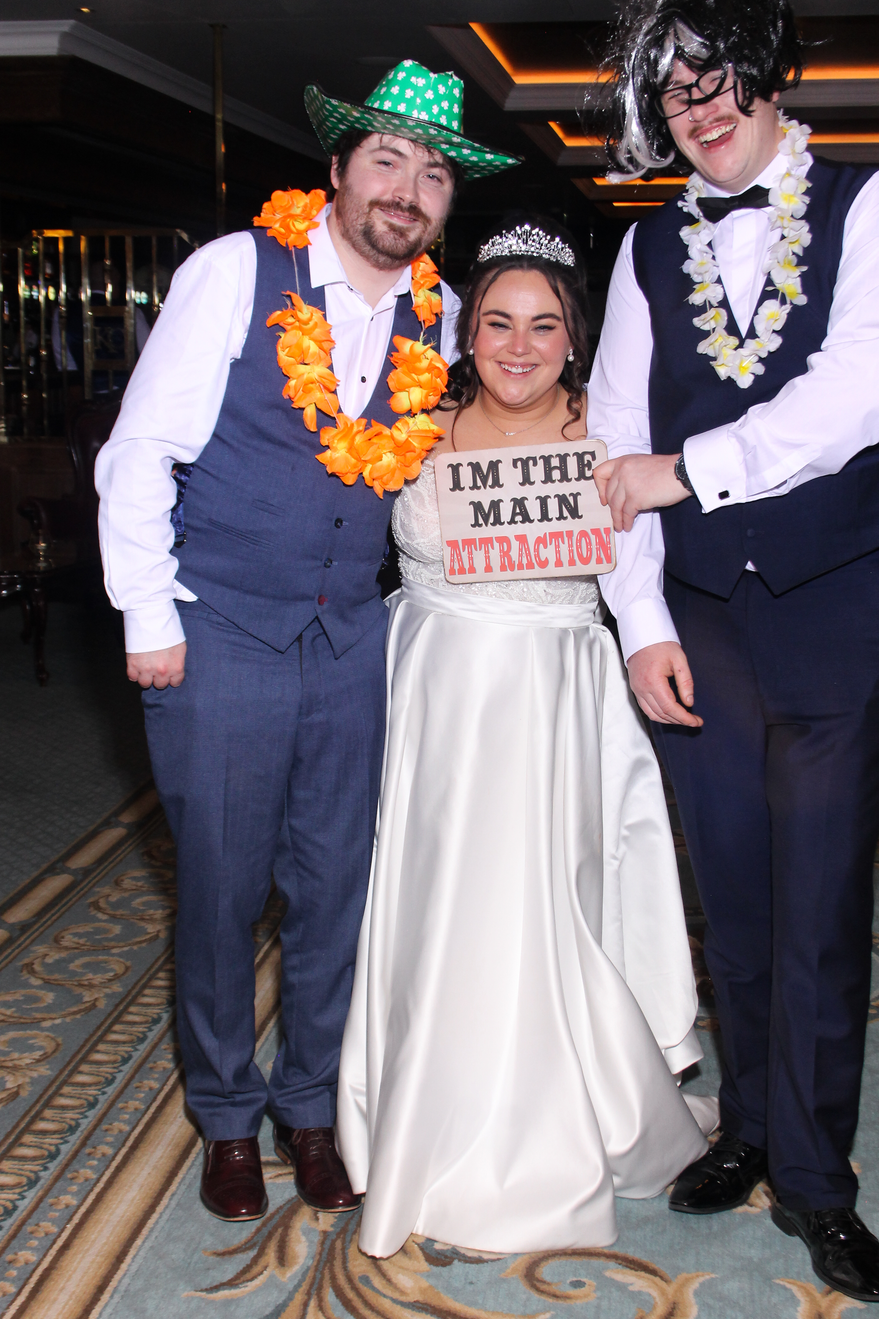 Cathal & Courtney | View more photos from the event at gallery.snapmagic.ie/u/SnapMagic/Cathal-Courtney