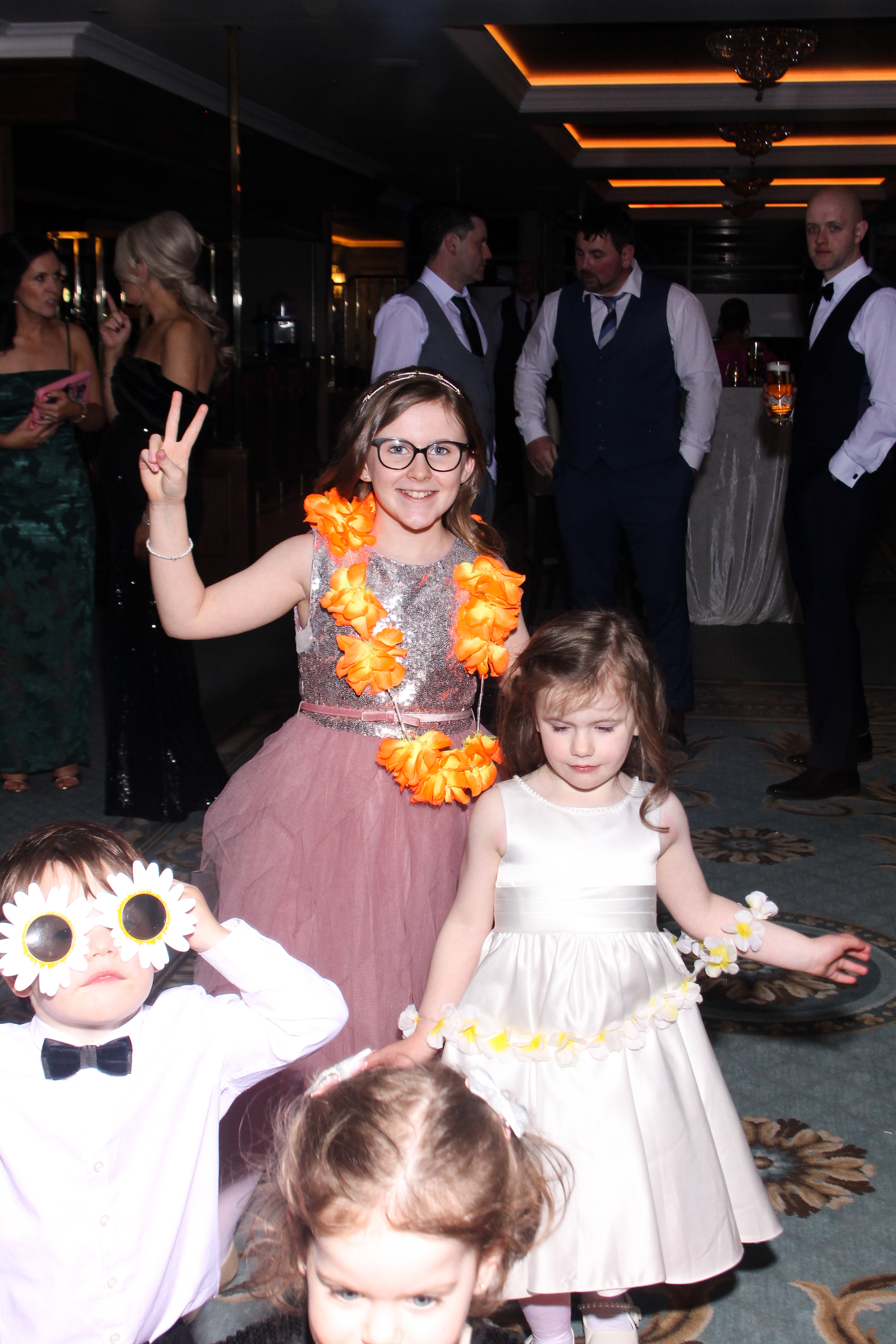 Cathal & Courtney | View more photos from the event at gallery.snapmagic.ie/u/SnapMagic/Cathal-Courtney