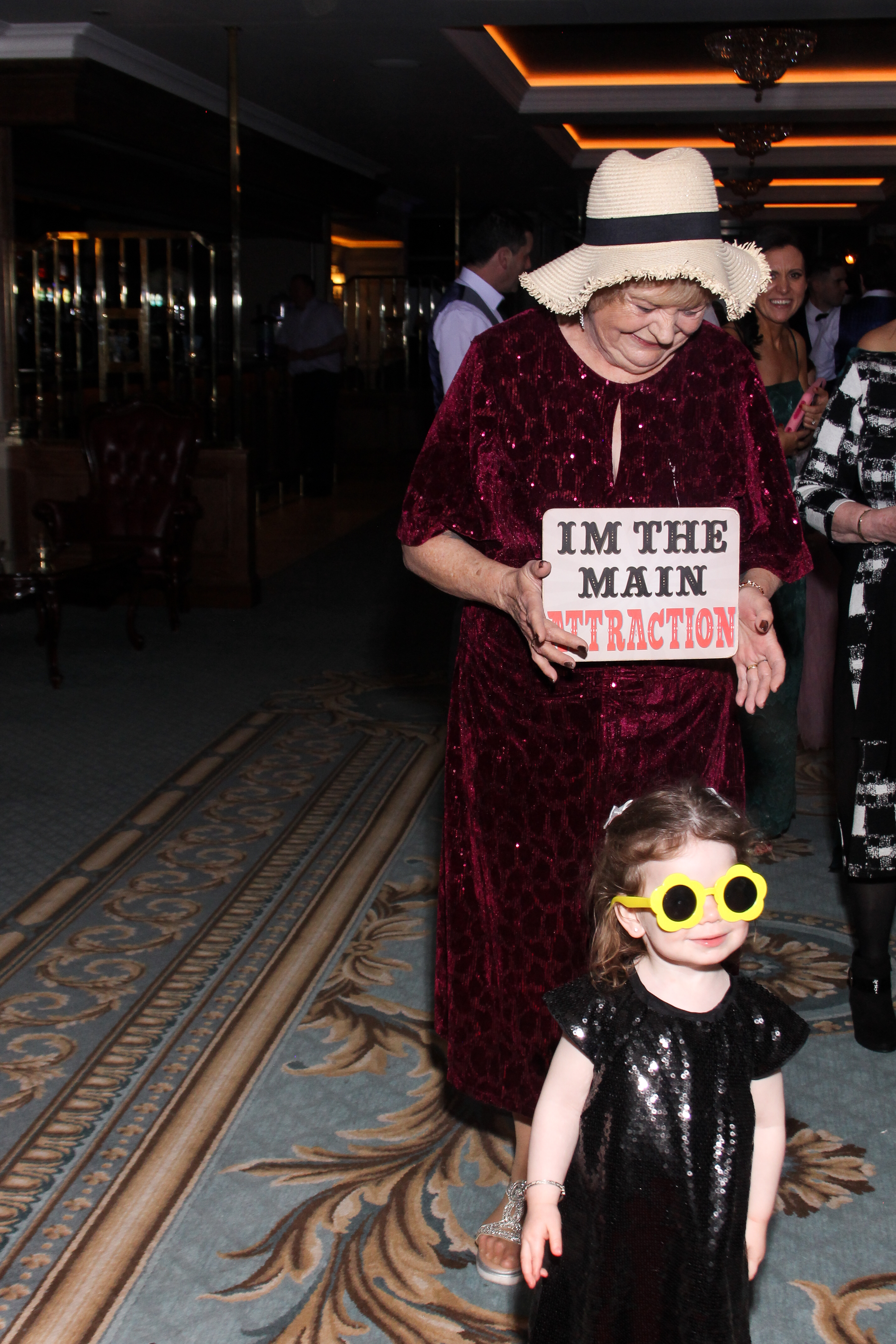 Cathal & Courtney | View more photos from the event at gallery.snapmagic.ie/u/SnapMagic/Cathal-Courtney