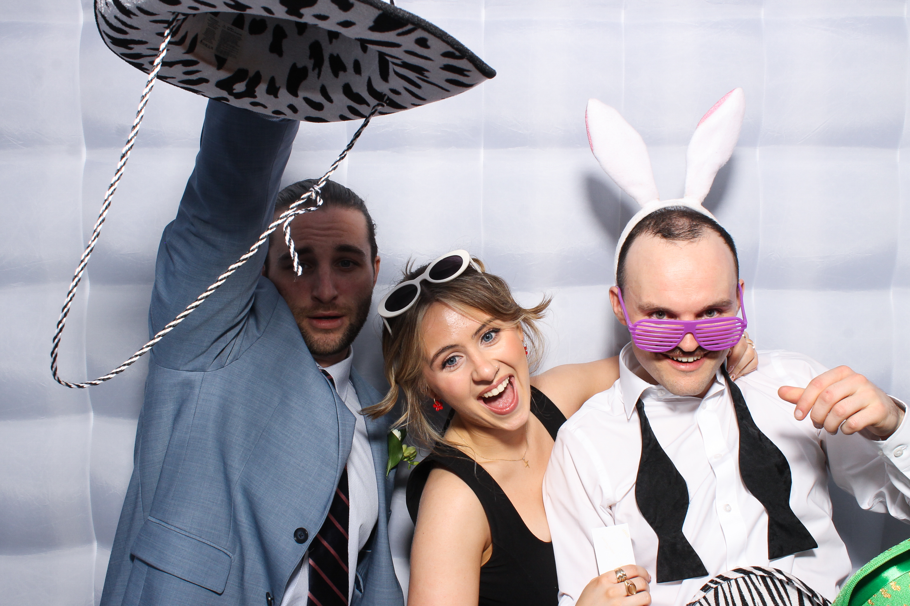 Collan & Meadb | View more photos from the event at gallery.snapmagic.ie/u/SnapMagic/Collan-Meadb