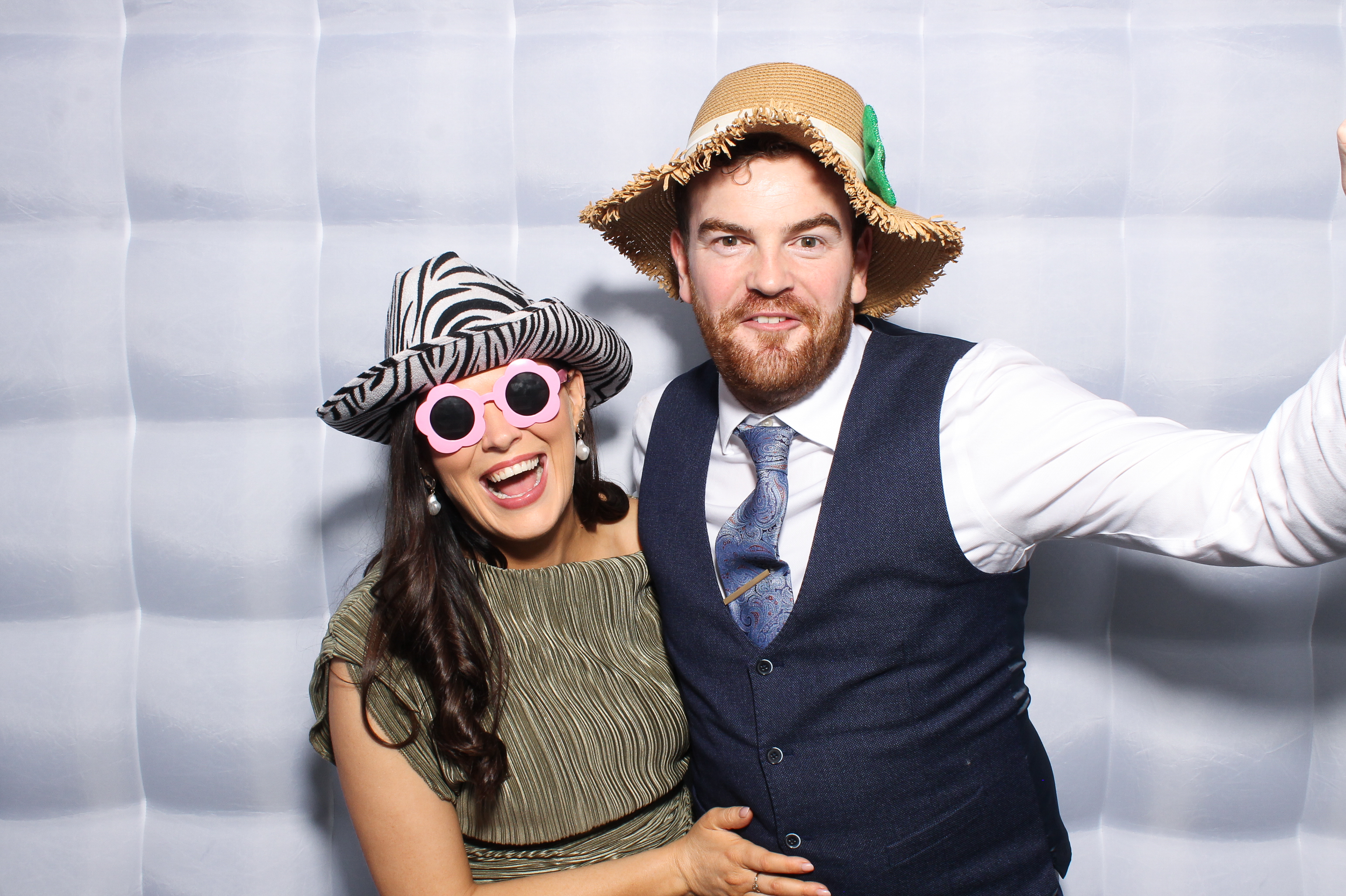 Collan & Meadb | View more photos from the event at gallery.snapmagic.ie/u/SnapMagic/Collan-Meadb