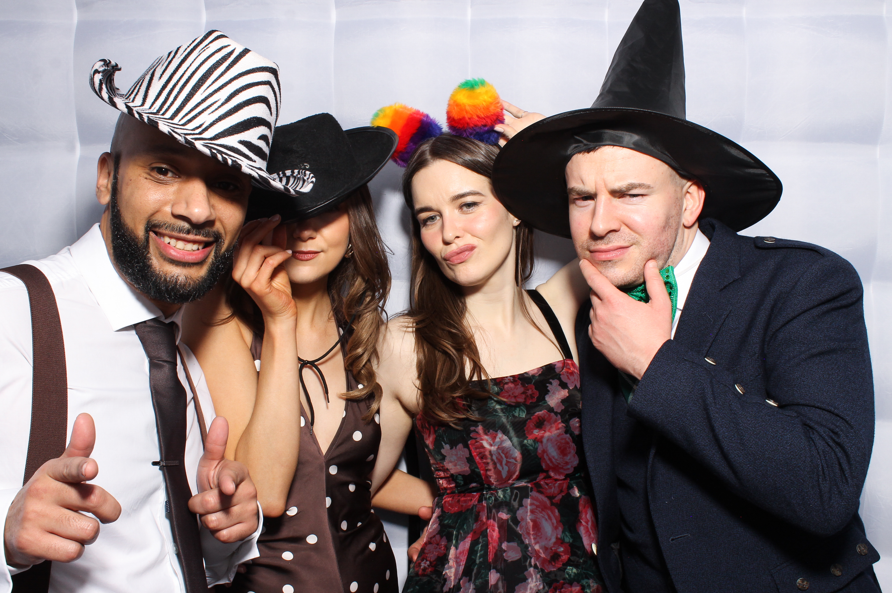 Collan & Meadb | View more photos from the event at gallery.snapmagic.ie/u/SnapMagic/Collan-Meadb