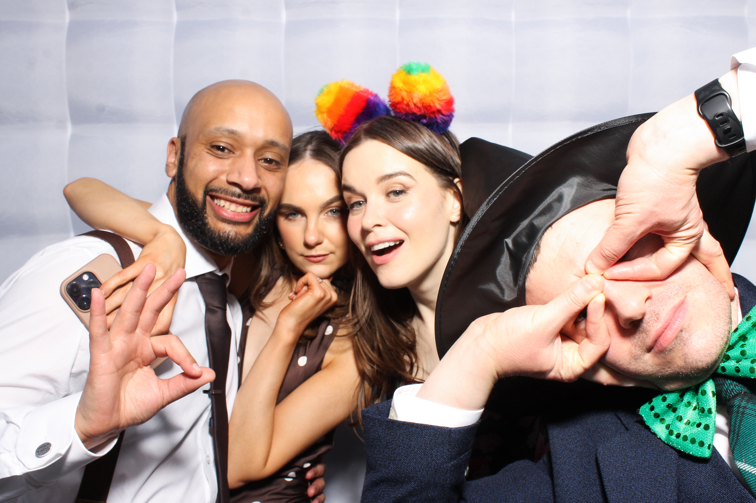 Collan & Meadb | View more photos from the event at gallery.snapmagic.ie/u/SnapMagic/Collan-Meadb