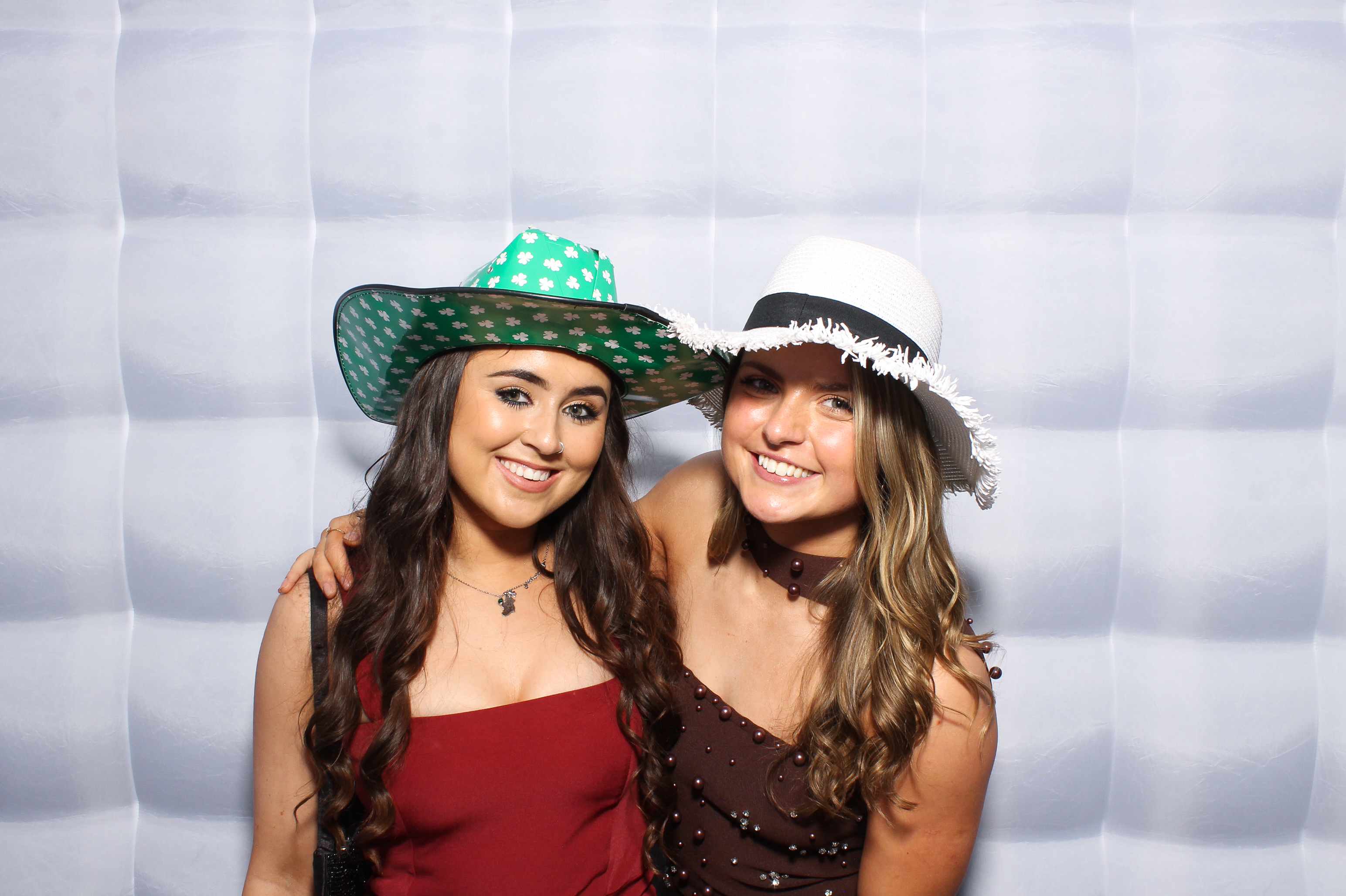 Collan & Meadb | View more photos from the event at gallery.snapmagic.ie/u/SnapMagic/Collan-Meadb