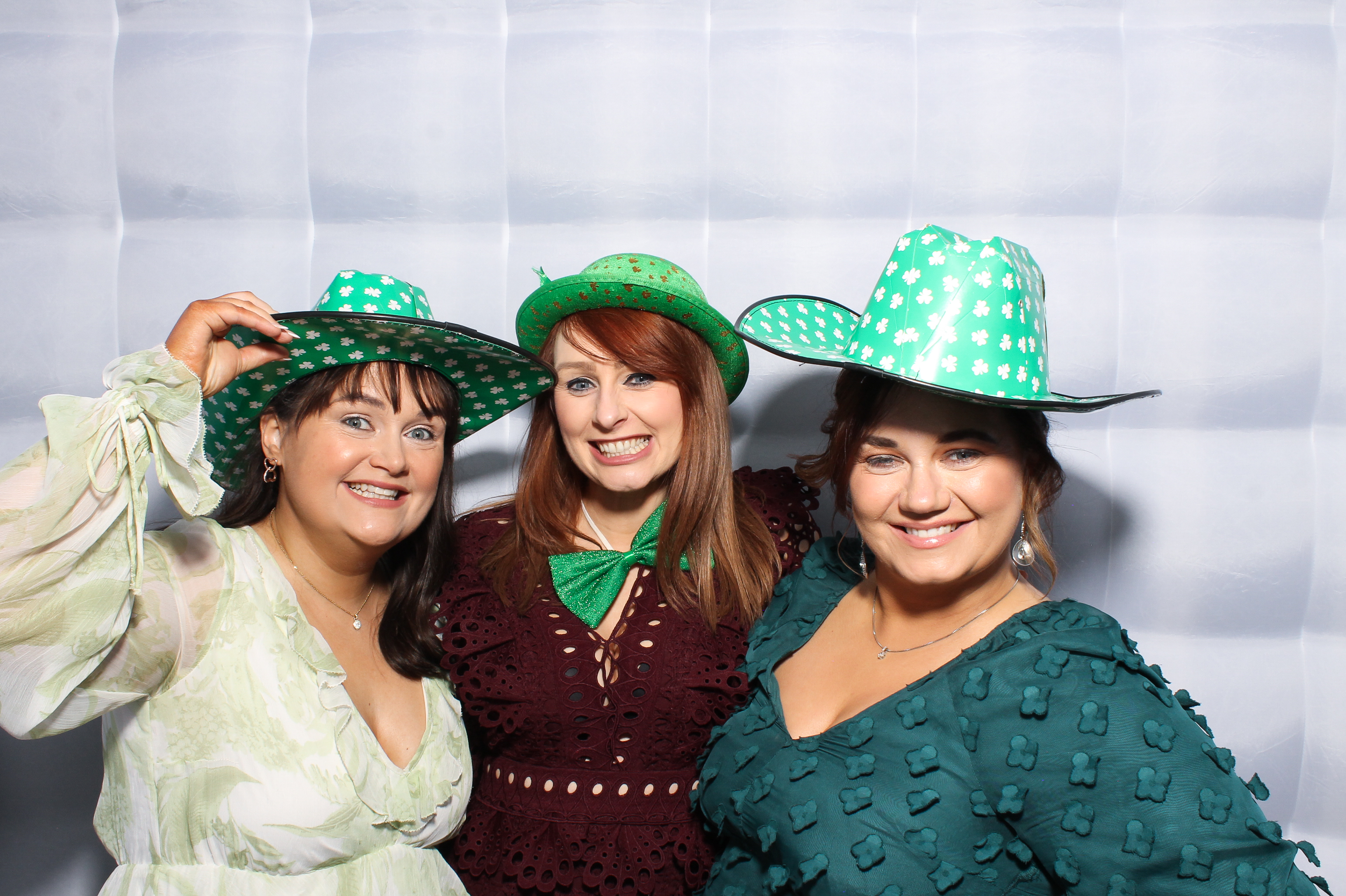 Collan & Meadb | View more photos from the event at gallery.snapmagic.ie/u/SnapMagic/Collan-Meadb