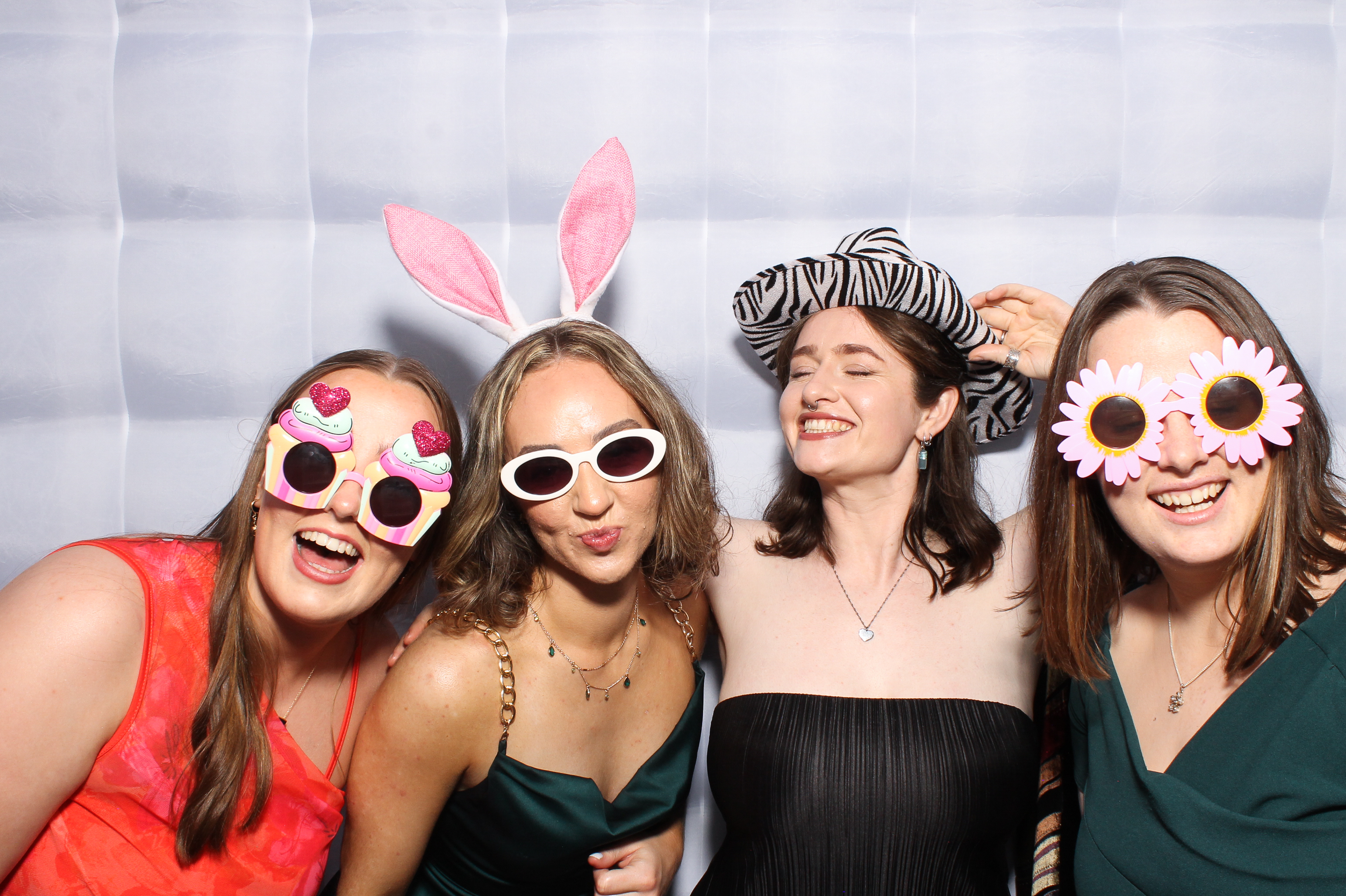 Collan & Meadb | View more photos from the event at gallery.snapmagic.ie/u/SnapMagic/Collan-Meadb