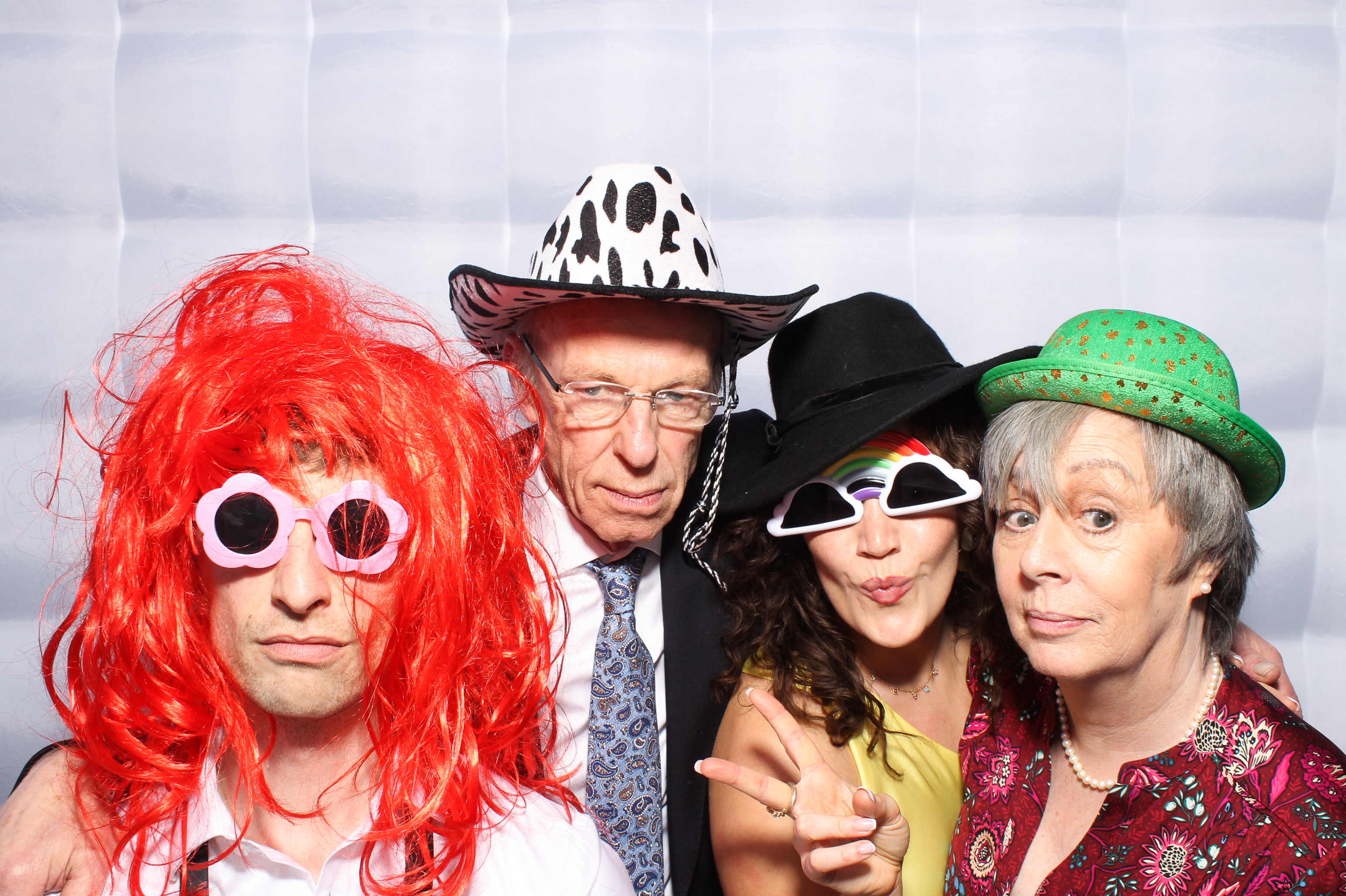 Collan & Meadb | View more photos from the event at gallery.snapmagic.ie/u/SnapMagic/Collan-Meadb