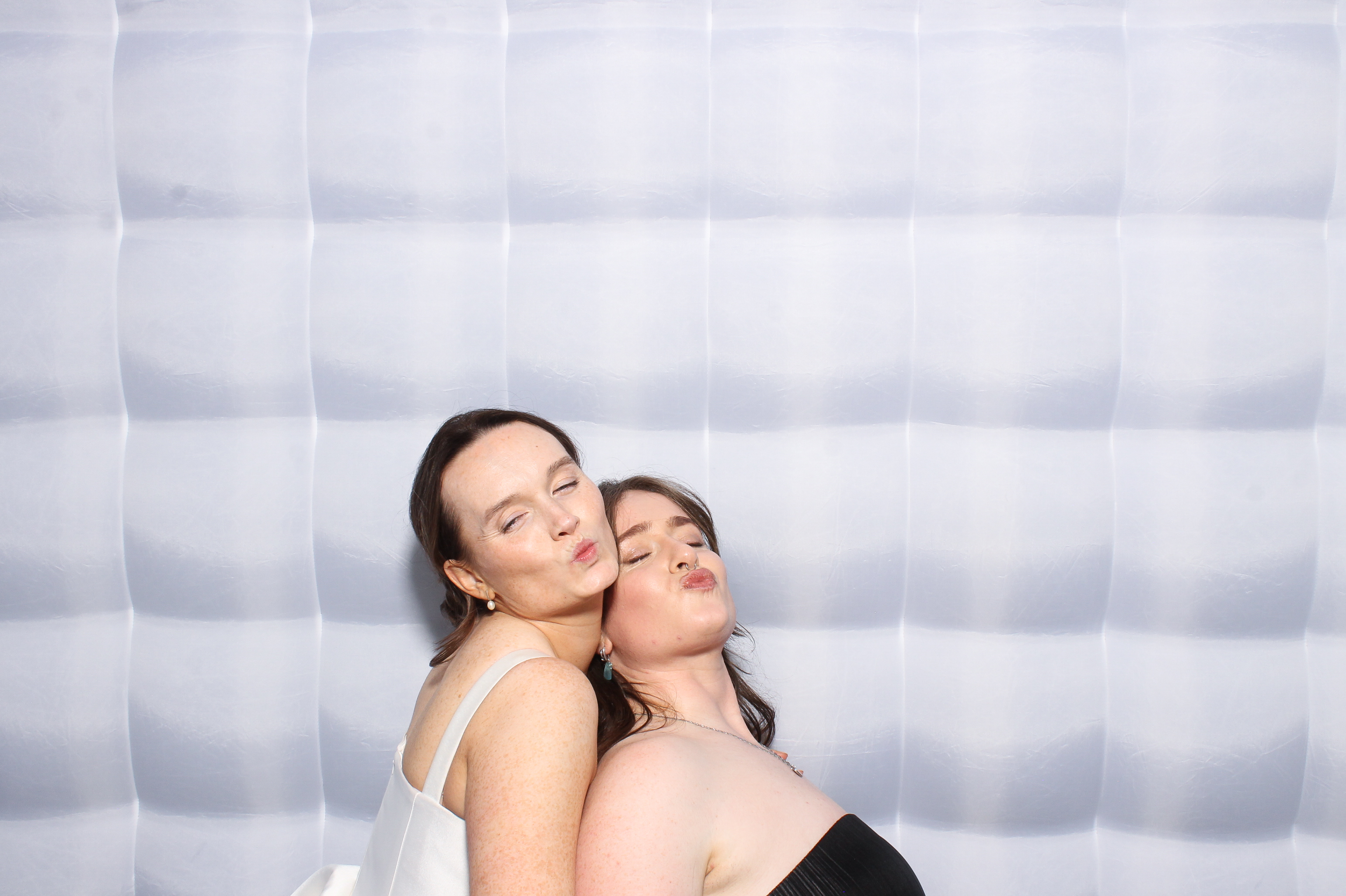 Collan & Meadb | View more photos from the event at gallery.snapmagic.ie/u/SnapMagic/Collan-Meadb