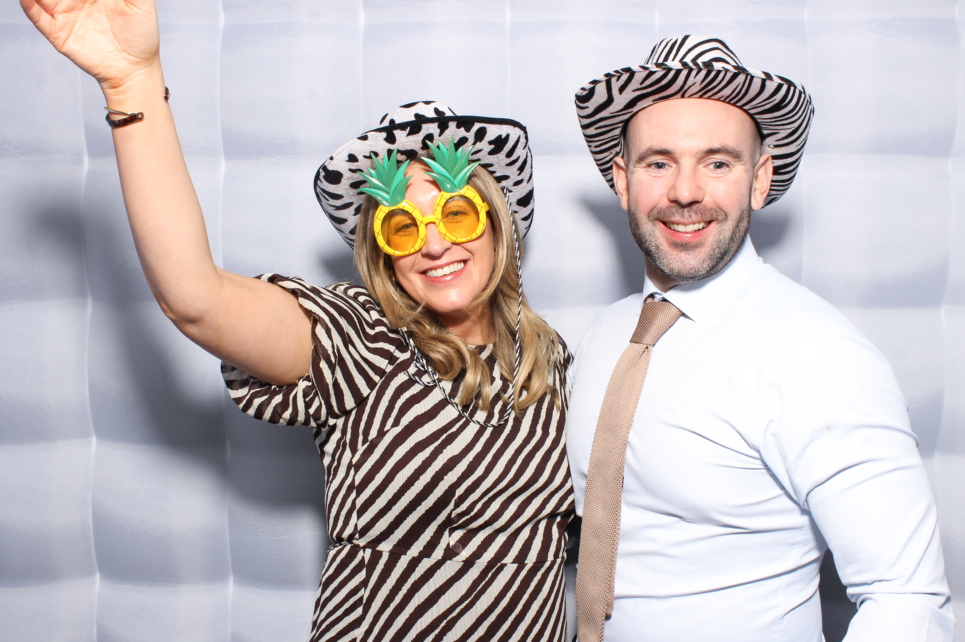 Collan & Meadb | View more photos from the event at gallery.snapmagic.ie/u/SnapMagic/Collan-Meadb