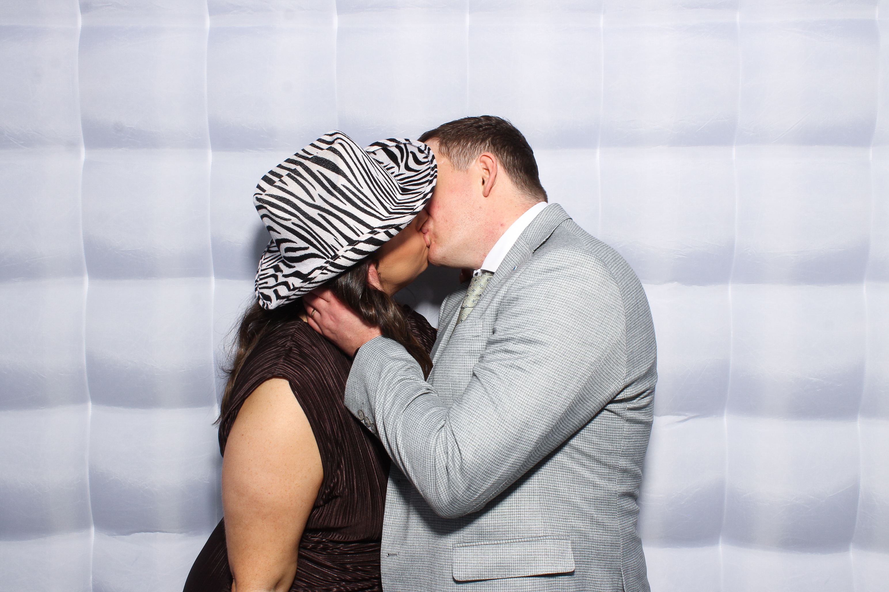 Collan & Meadb | View more photos from the event at gallery.snapmagic.ie/u/SnapMagic/Collan-Meadb