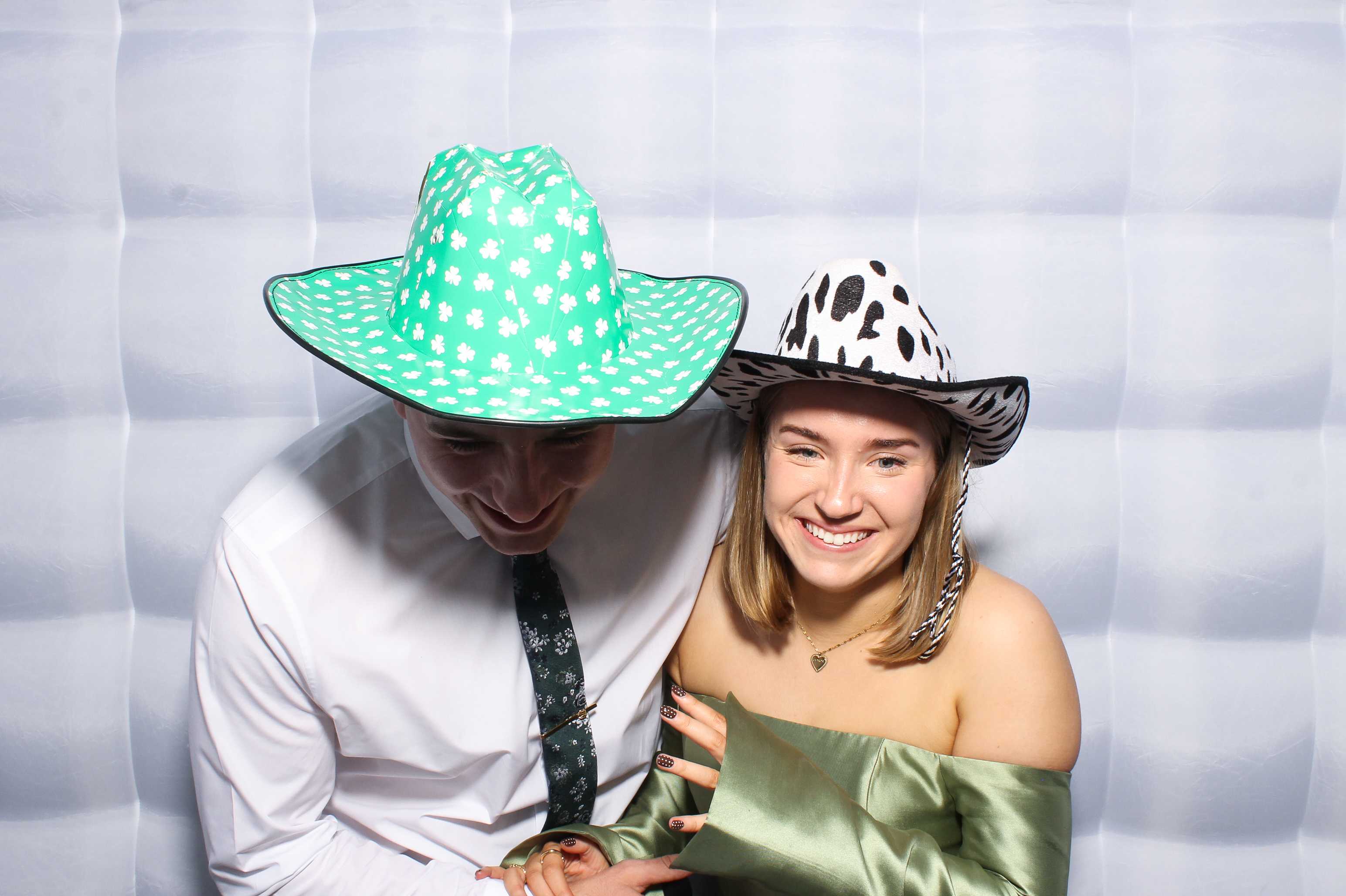 Collan & Meadb | View more photos from the event at gallery.snapmagic.ie/u/SnapMagic/Collan-Meadb