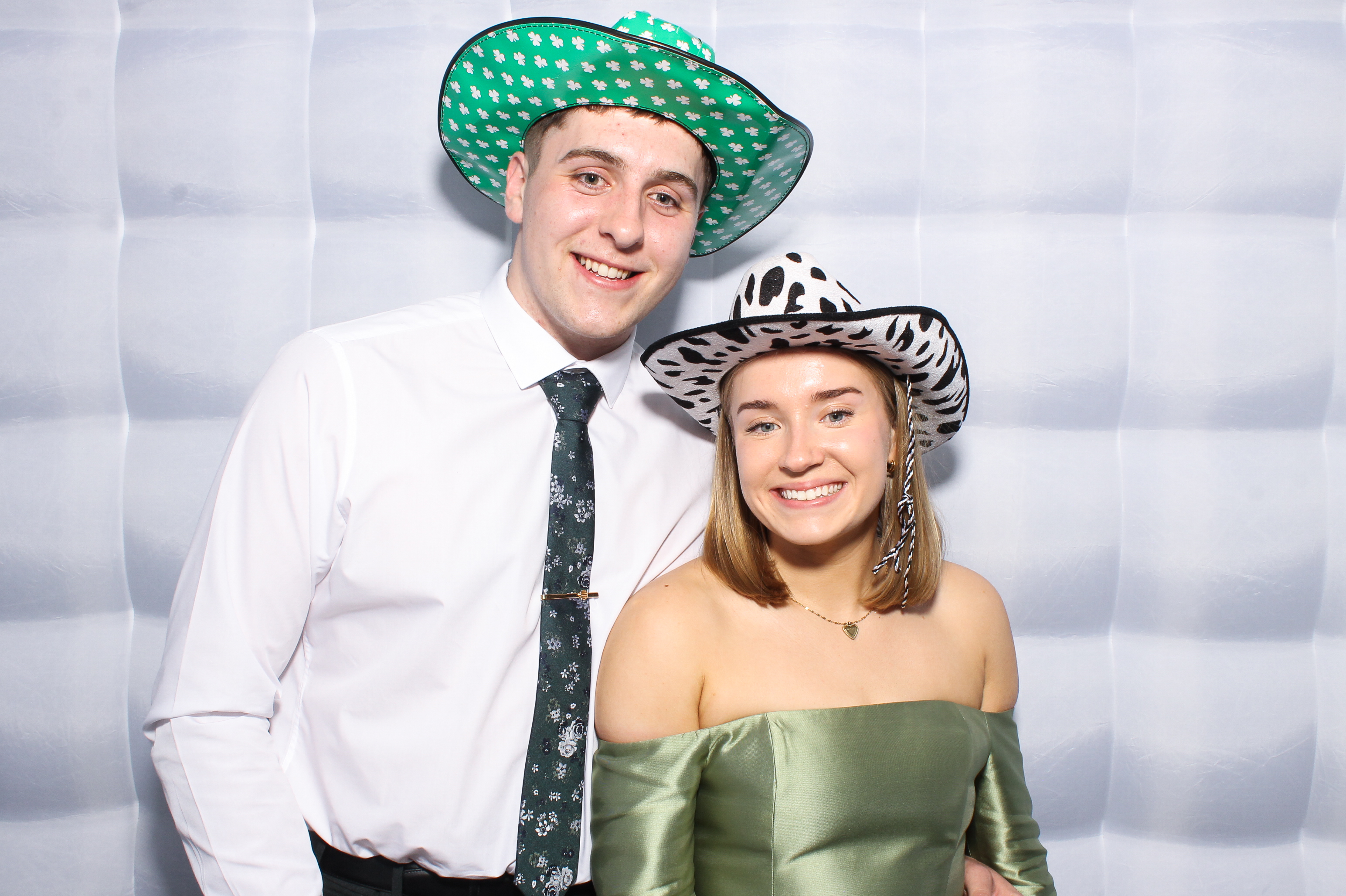 Collan & Meadb | View more photos from the event at gallery.snapmagic.ie/u/SnapMagic/Collan-Meadb