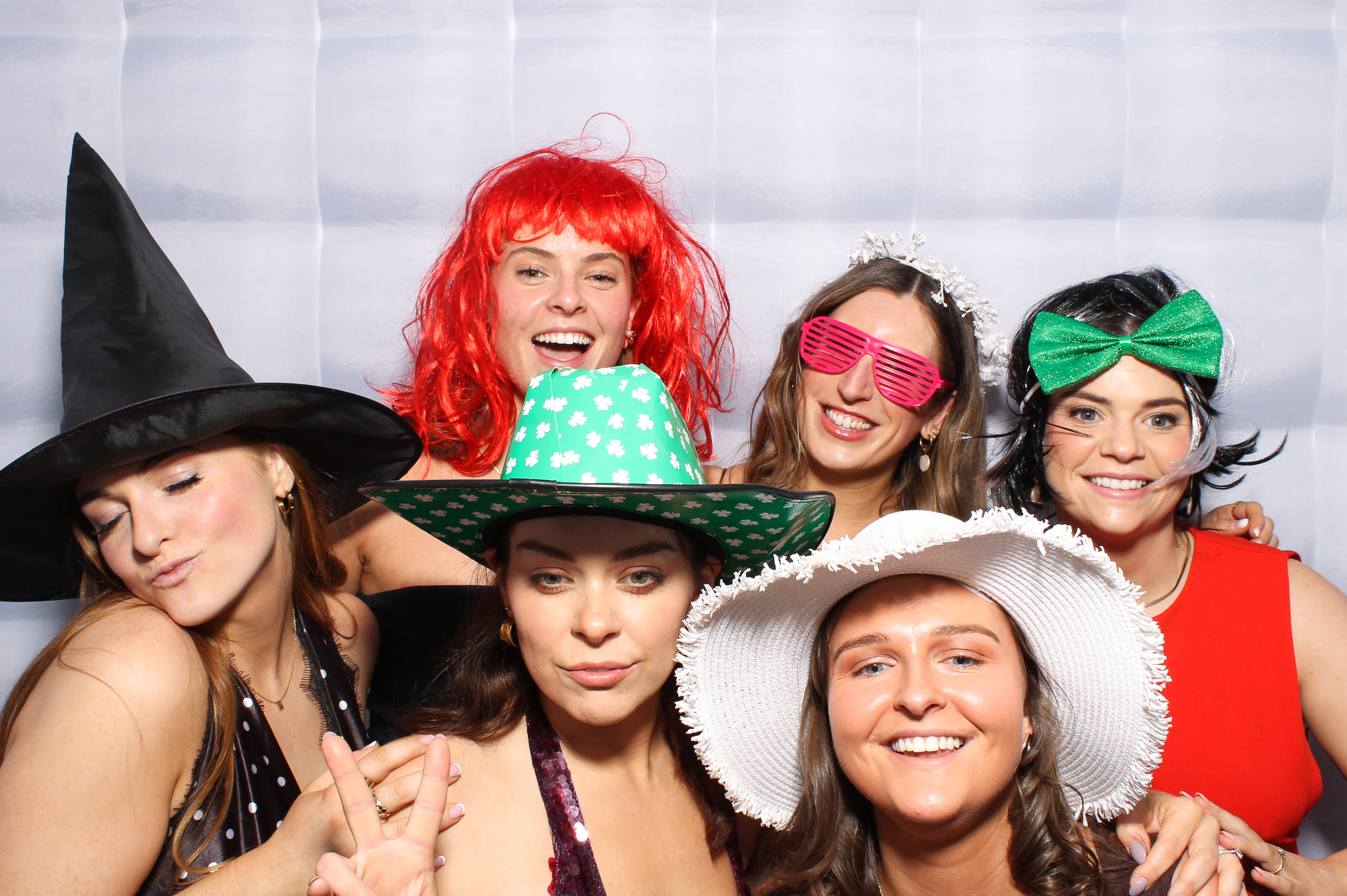 Collan & Meadb | View more photos from the event at gallery.snapmagic.ie/u/SnapMagic/Collan-Meadb