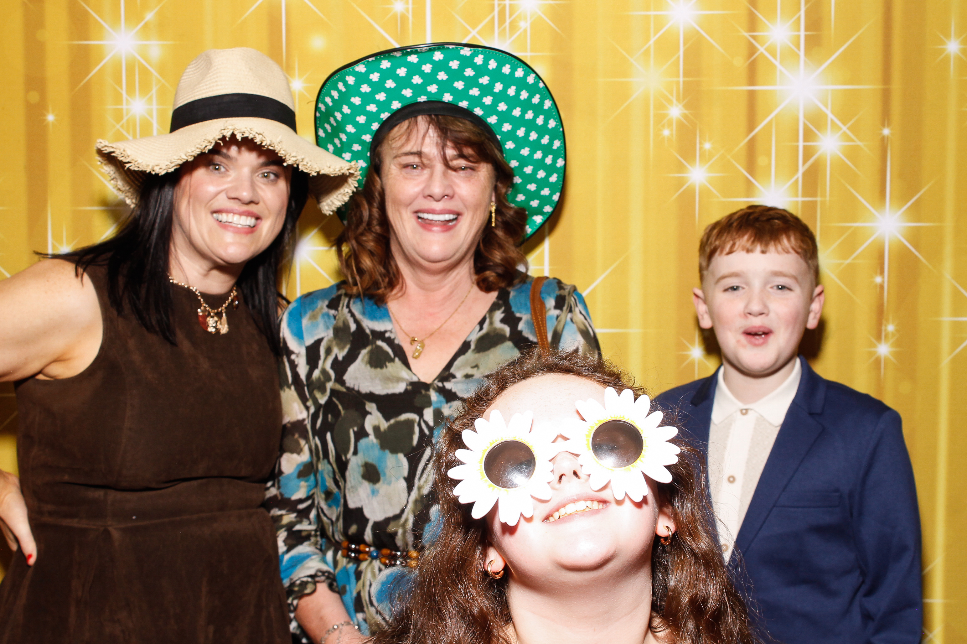 Diana & Keith | View more photos from the event at gallery.snapmagic.ie/u/SnapMagic/Diana-Keith