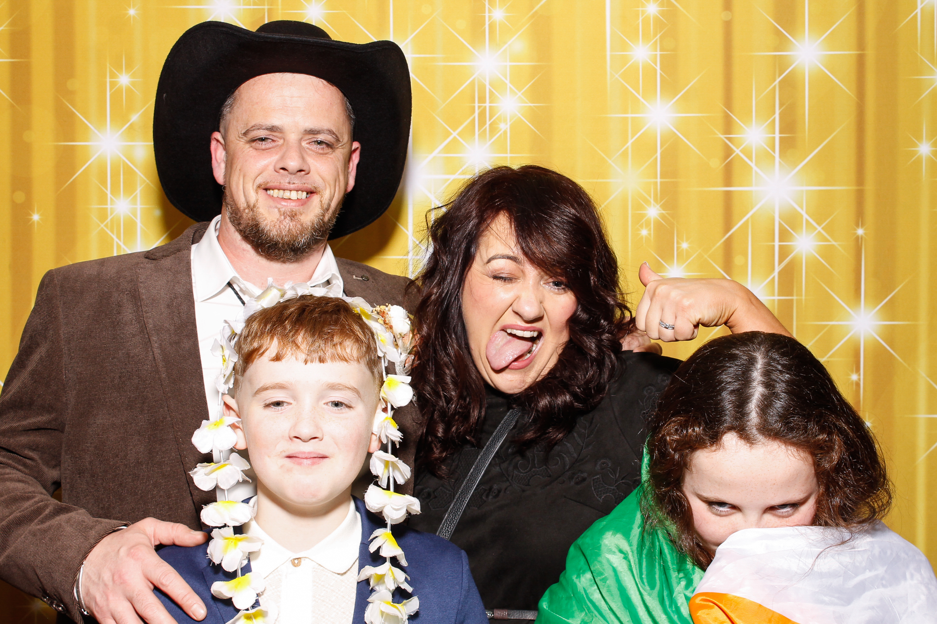 Diana & Keith | View more photos from the event at gallery.snapmagic.ie/u/SnapMagic/Diana-Keith