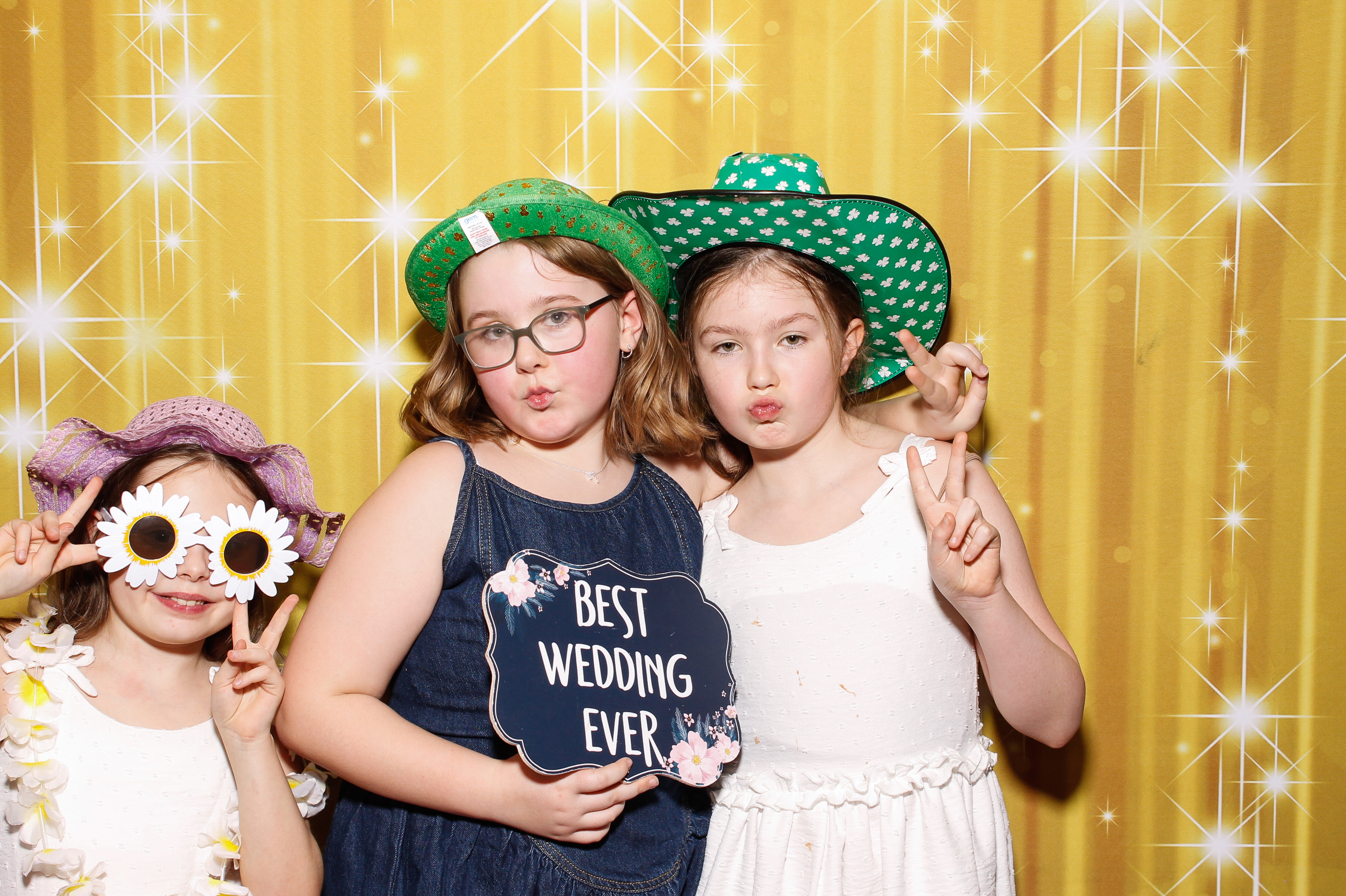 Diana & Keith | View more photos from the event at gallery.snapmagic.ie/u/SnapMagic/Diana-Keith