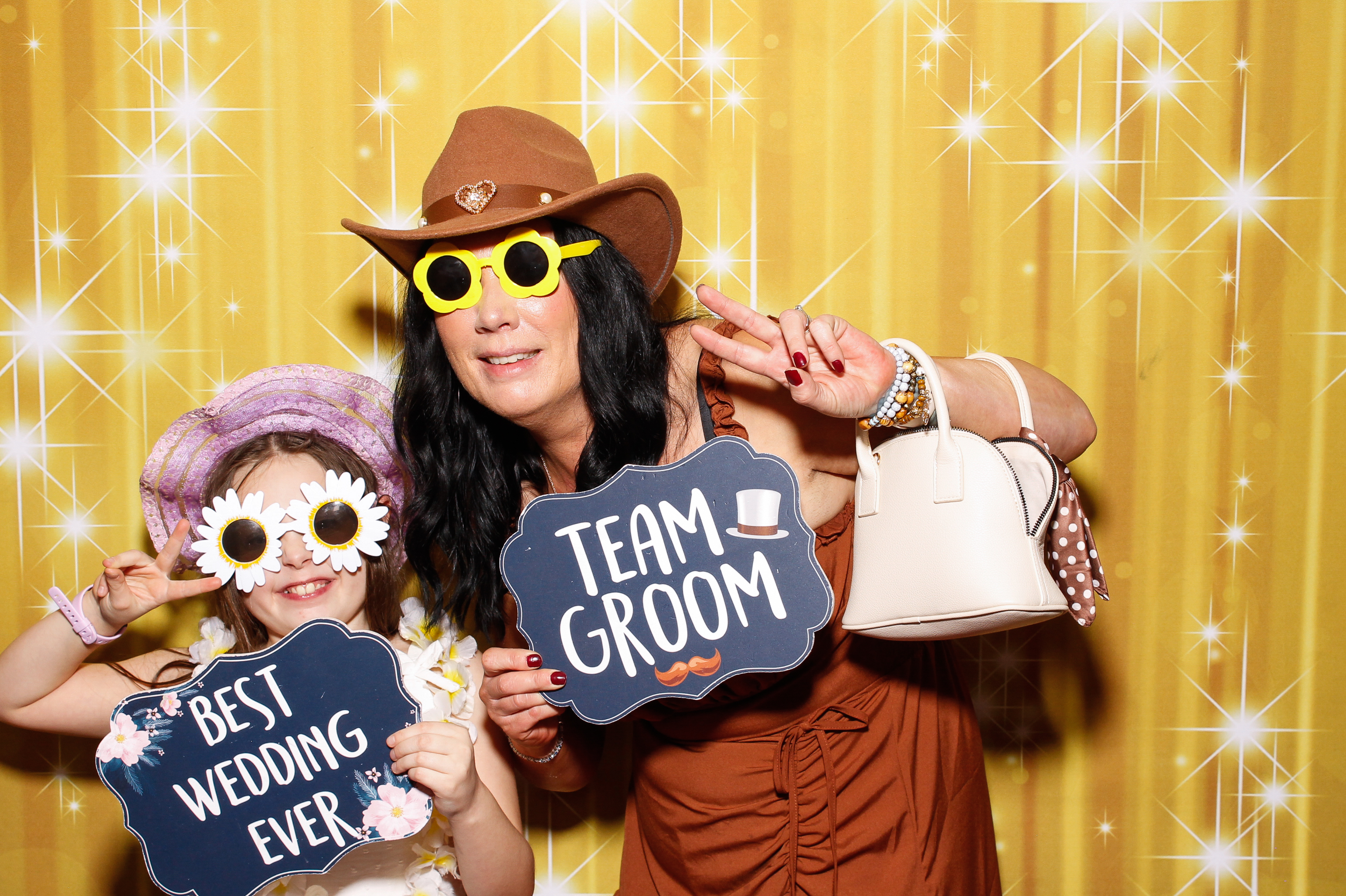 Diana & Keith | View more photos from the event at gallery.snapmagic.ie/u/SnapMagic/Diana-Keith