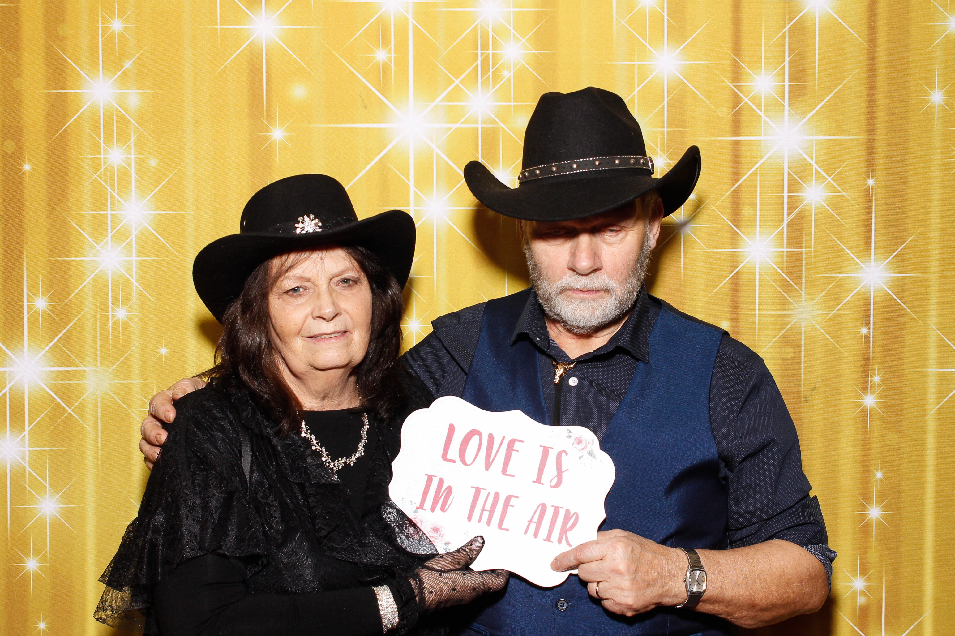 Diana & Keith | View more photos from the event at gallery.snapmagic.ie/u/SnapMagic/Diana-Keith