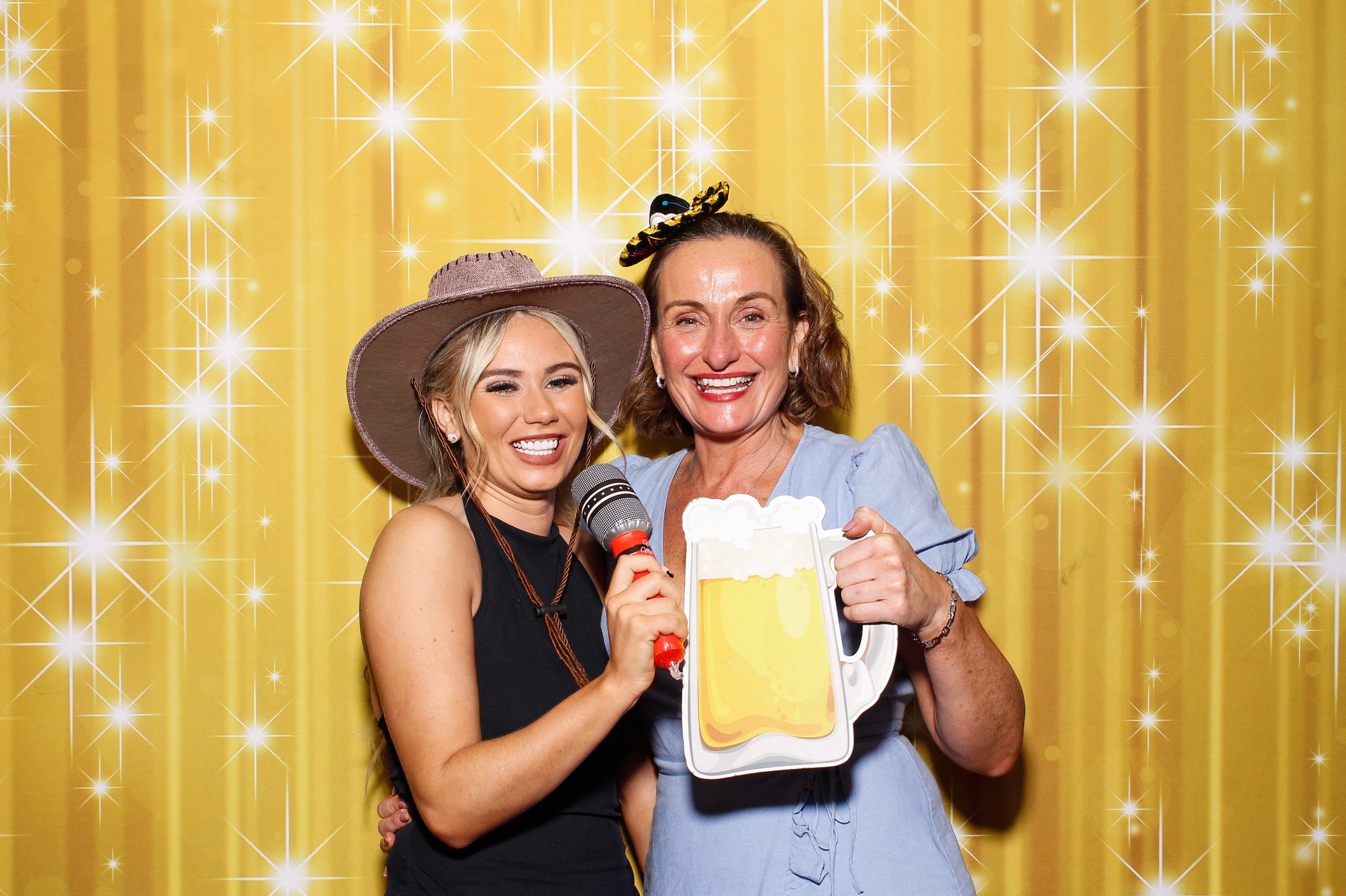 Diana & Keith | View more photos from the event at gallery.snapmagic.ie/u/SnapMagic/Diana-Keith