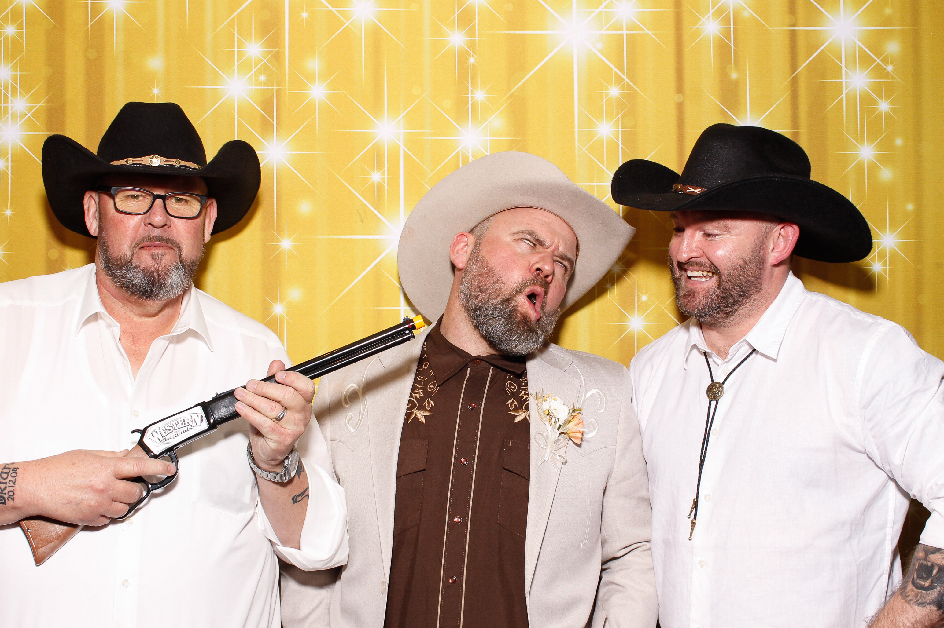 Diana & Keith | View more photos from the event at gallery.snapmagic.ie/u/SnapMagic/Diana-Keith