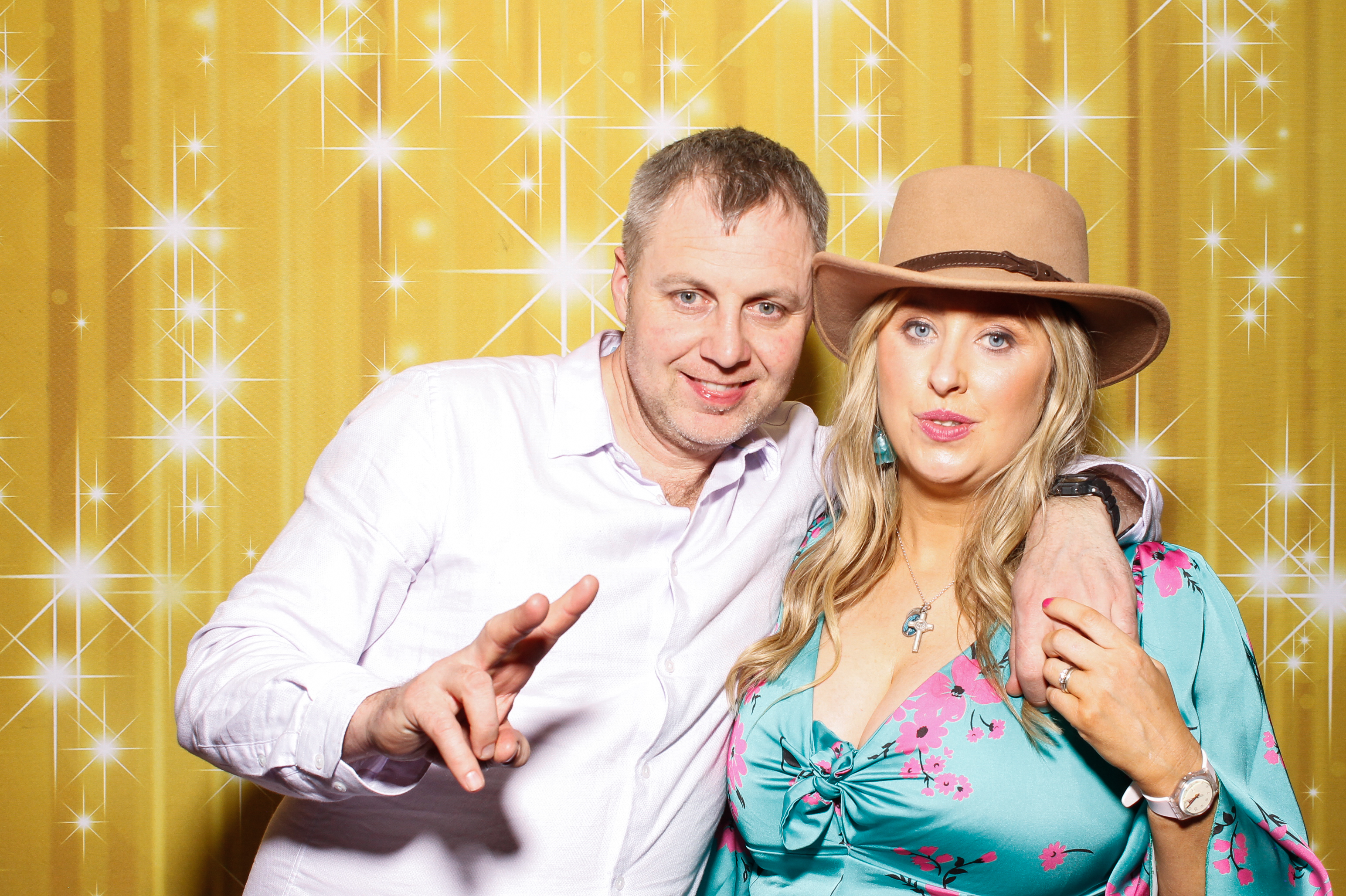 Diana & Keith | View more photos from the event at gallery.snapmagic.ie/u/SnapMagic/Diana-Keith