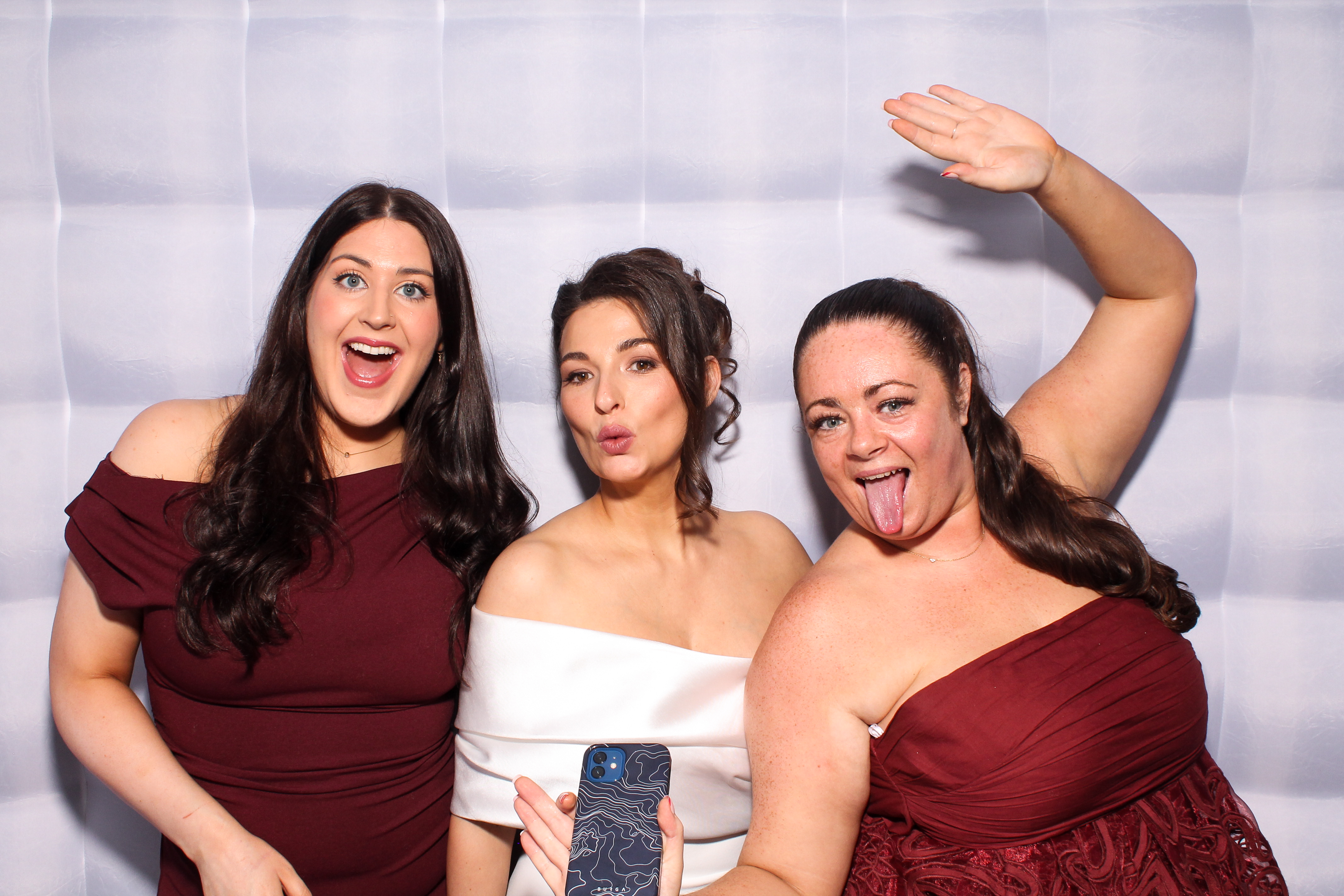 Ellen & Dave | View more photos from the event at gallery.snapmagic.ie/u/SnapMagic/Ellen-Dave