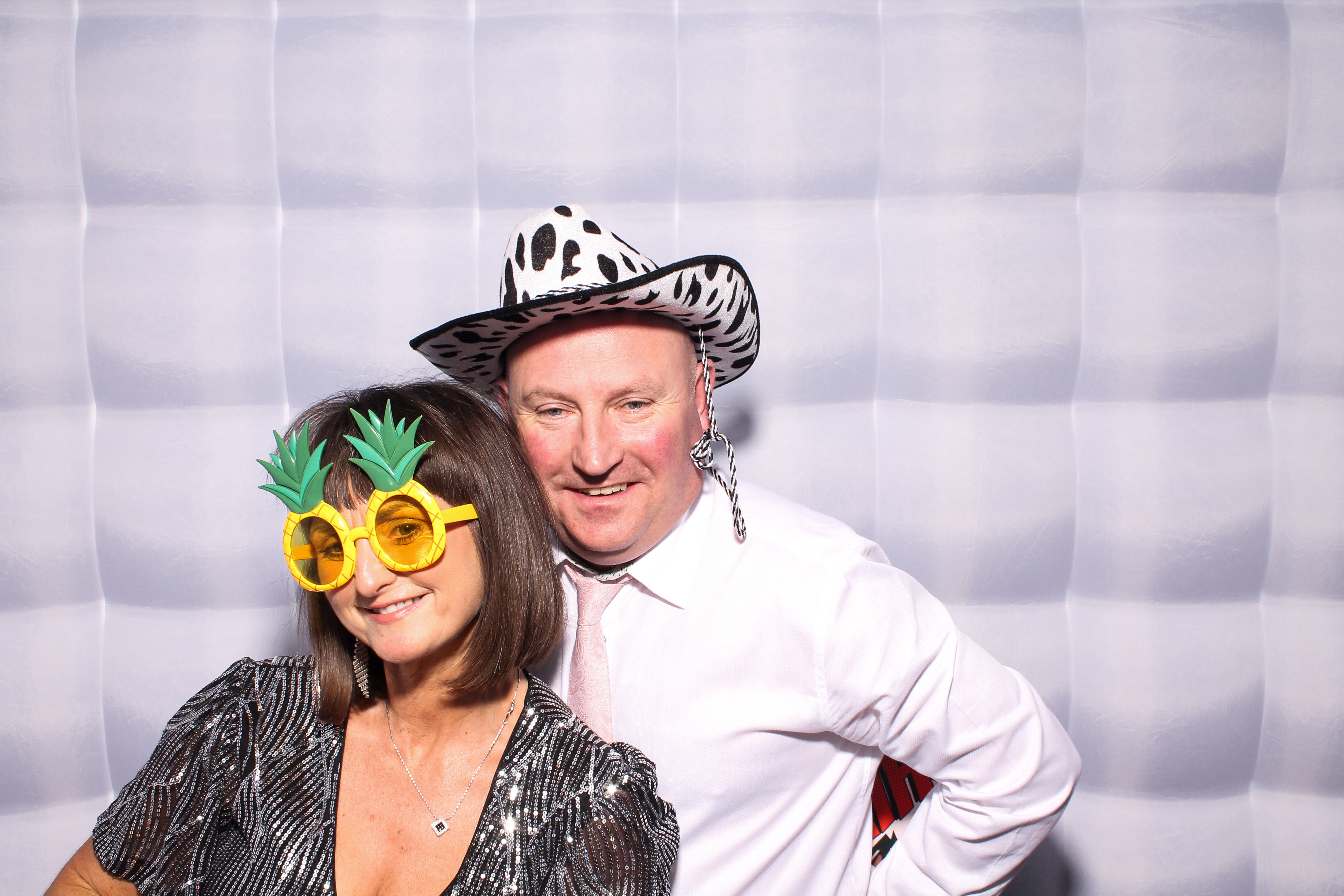 Ellen & Dave | View more photos from the event at gallery.snapmagic.ie/u/SnapMagic/Ellen-Dave