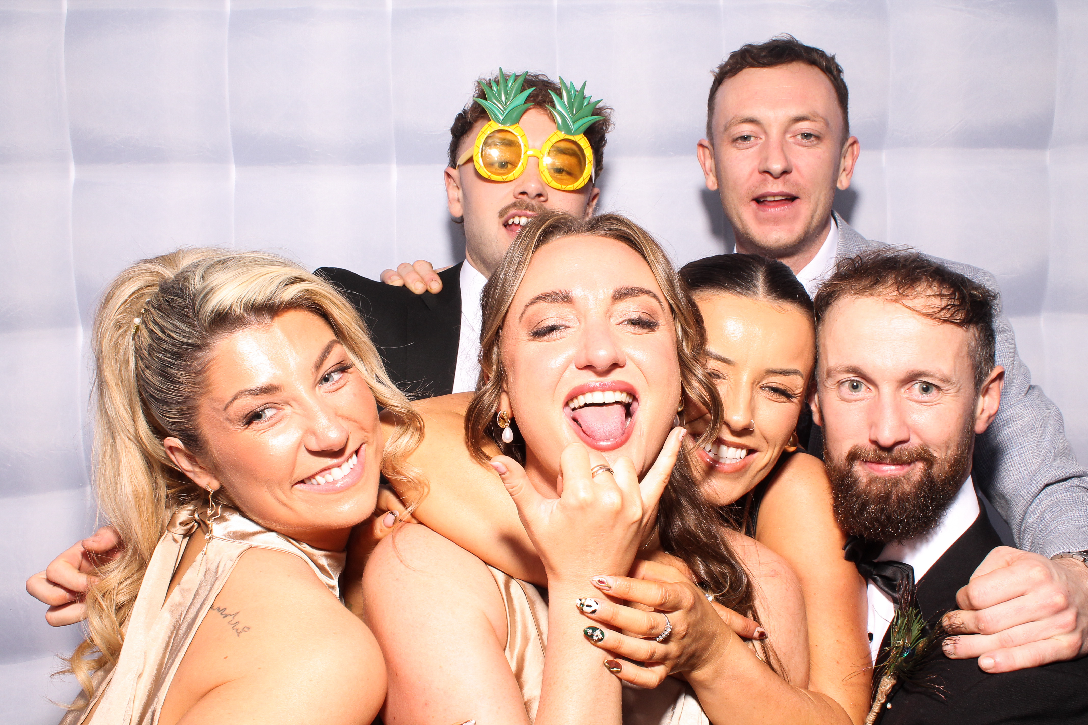 Ellen & Dave | View more photos from the event at gallery.snapmagic.ie/u/SnapMagic/Ellen-Dave