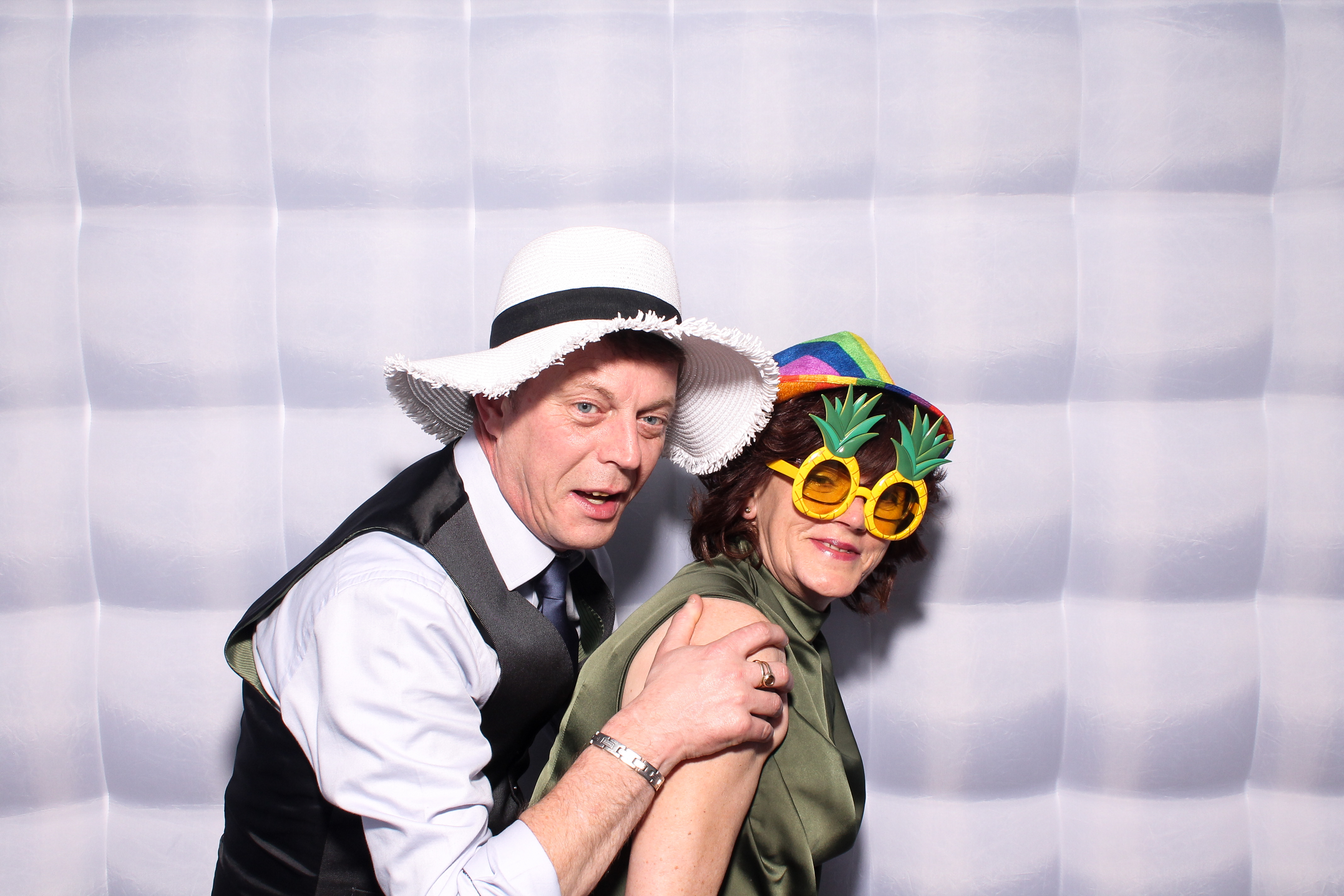 Ellen & Dave | View more photos from the event at gallery.snapmagic.ie/u/SnapMagic/Ellen-Dave