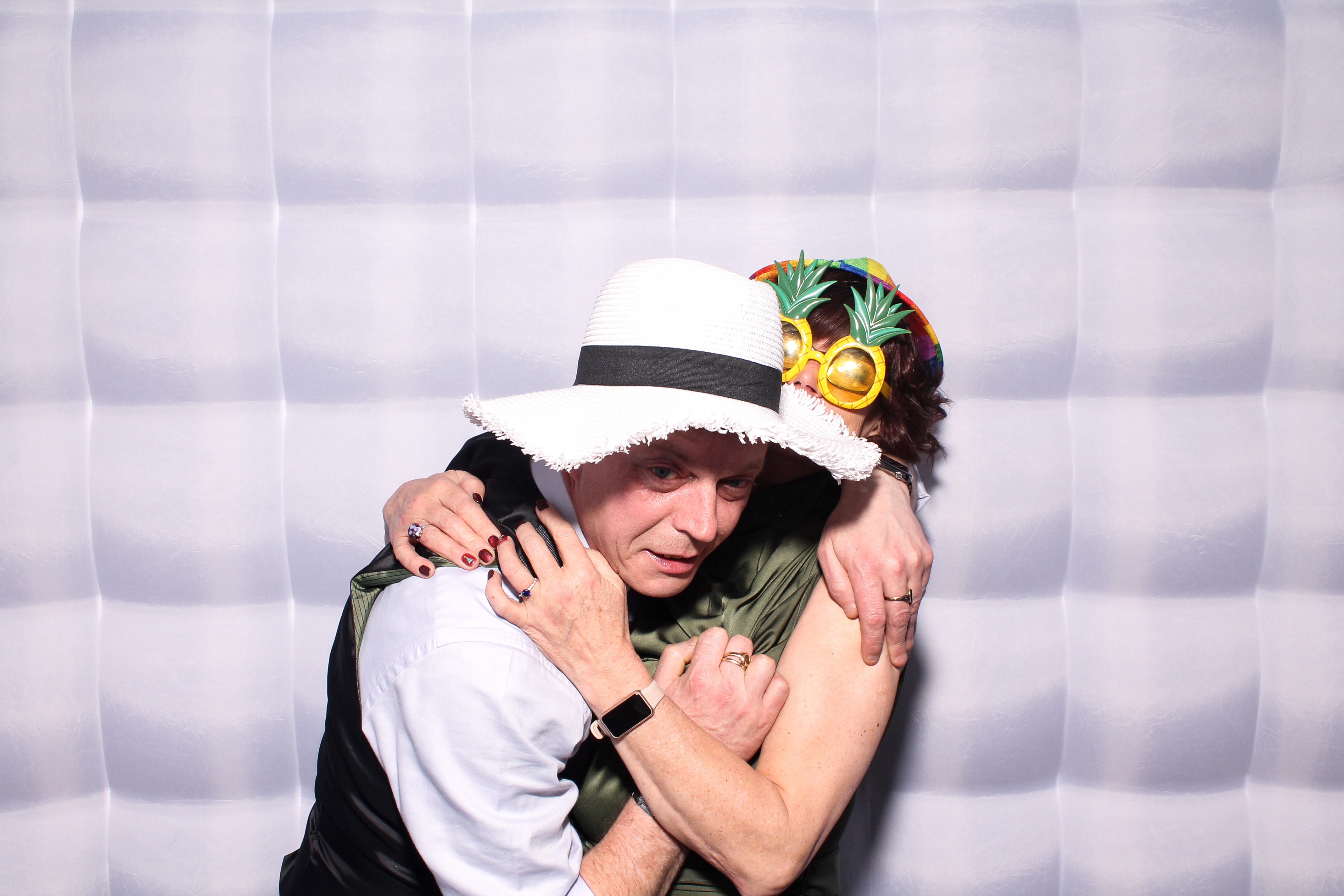 Ellen & Dave | View more photos from the event at gallery.snapmagic.ie/u/SnapMagic/Ellen-Dave