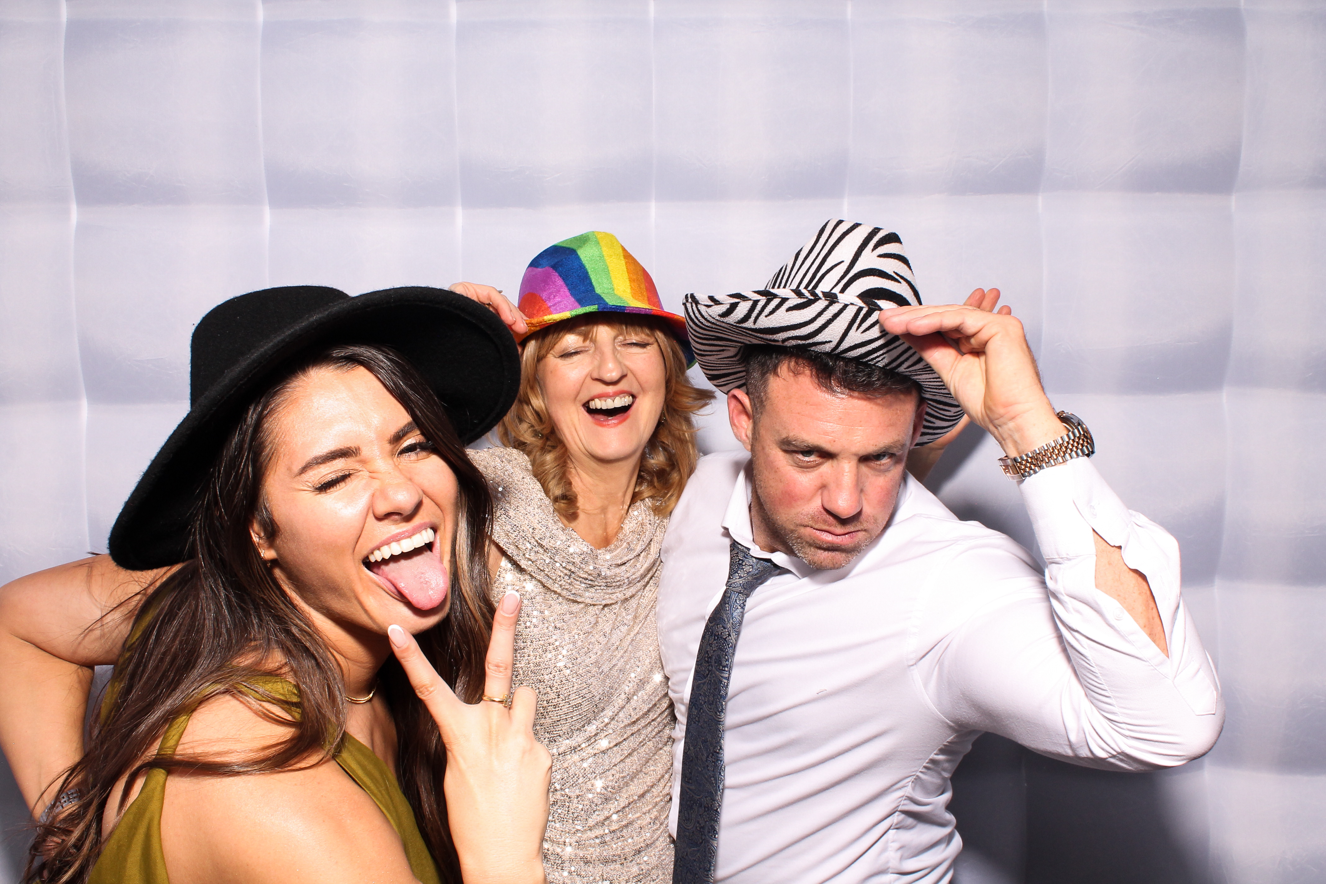 Ellen & Dave | View more photos from the event at gallery.snapmagic.ie/u/SnapMagic/Ellen-Dave