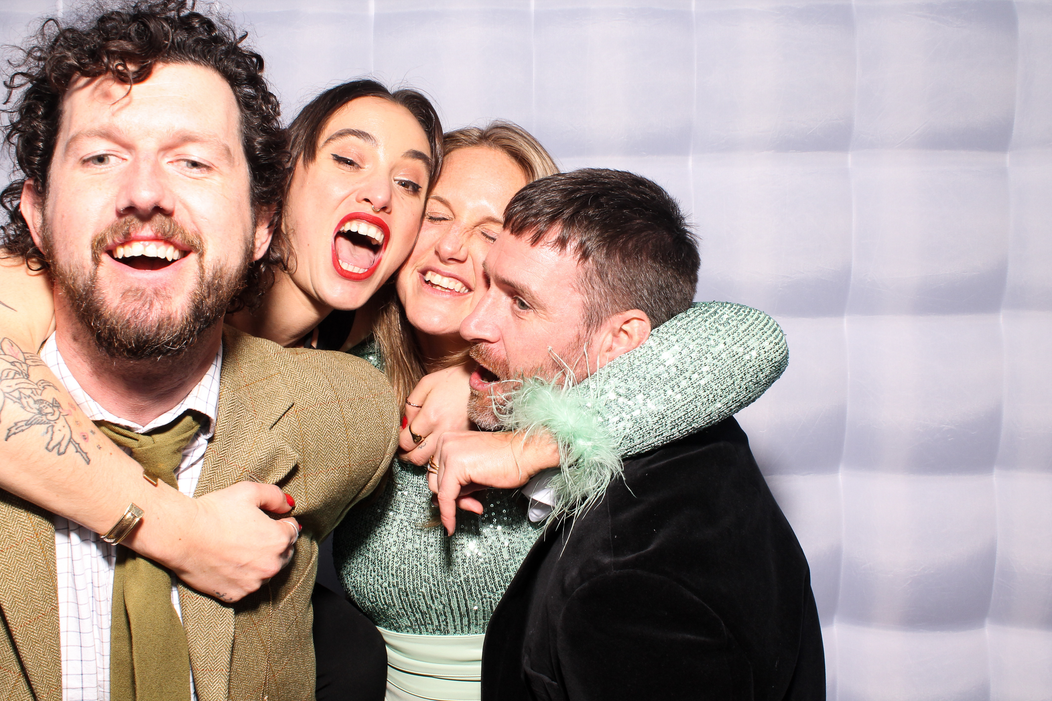 Ellen & Dave | View more photos from the event at gallery.snapmagic.ie/u/SnapMagic/Ellen-Dave