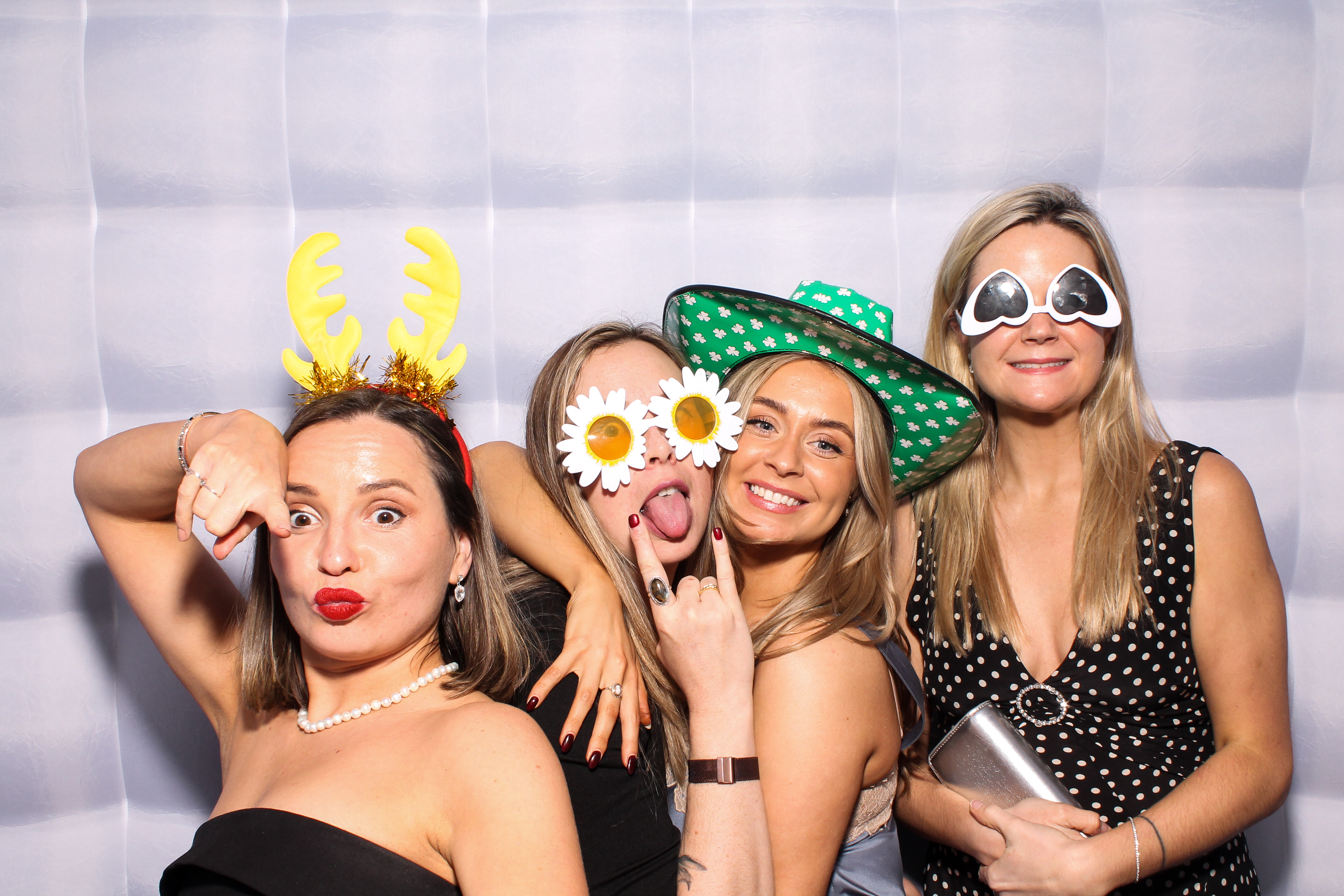 Ellen & Dave | View more photos from the event at gallery.snapmagic.ie/u/SnapMagic/Ellen-Dave