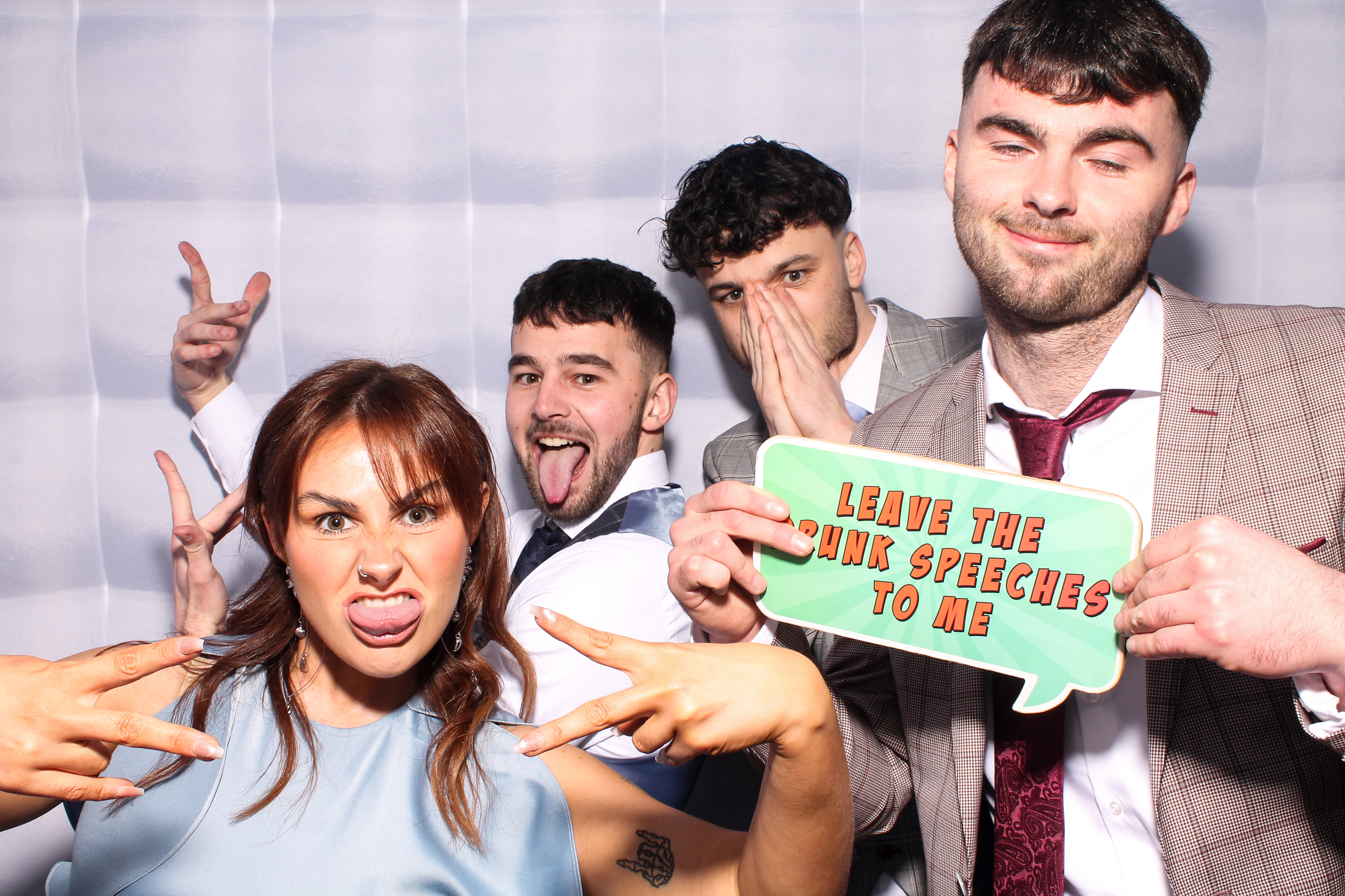 Ellen & Dave | View more photos from the event at gallery.snapmagic.ie/u/SnapMagic/Ellen-Dave