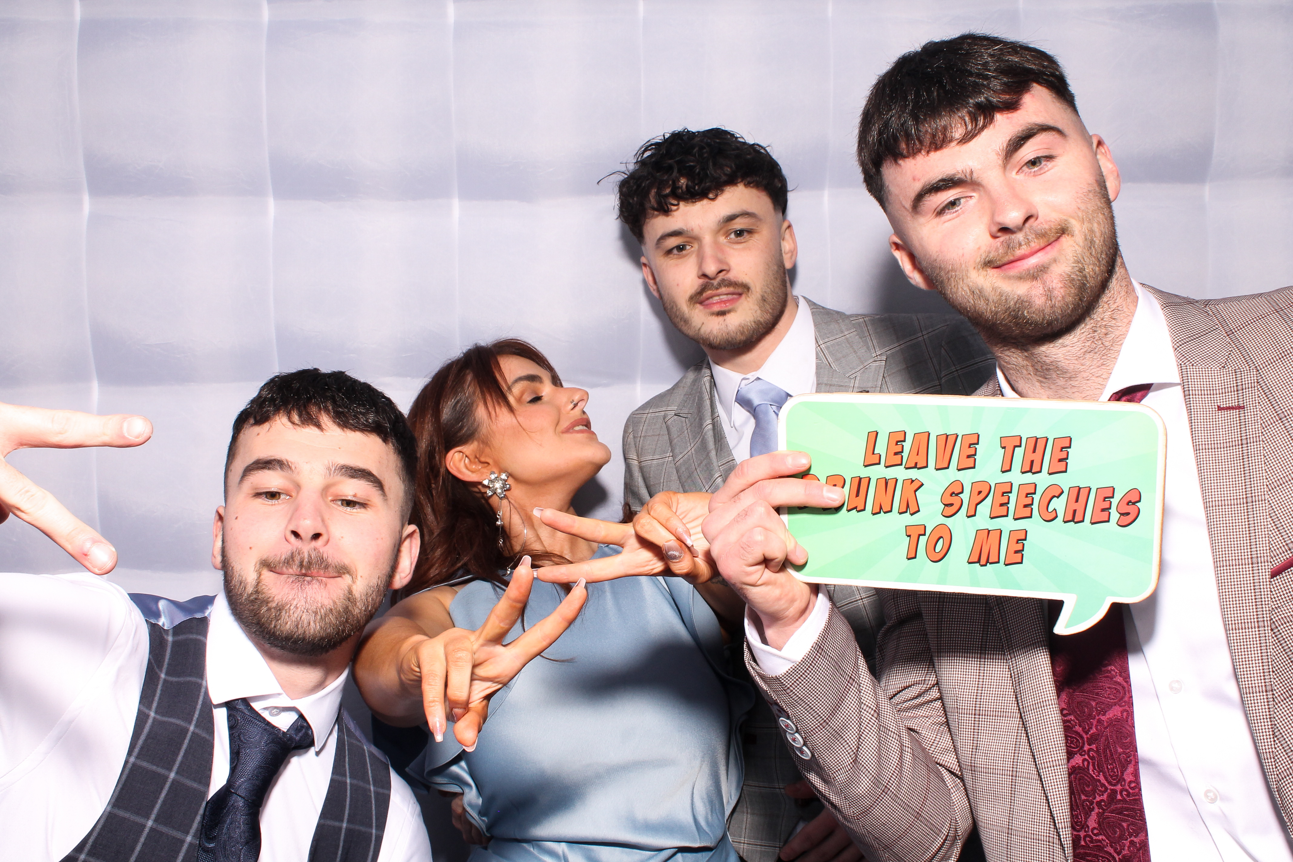 Ellen & Dave | View more photos from the event at gallery.snapmagic.ie/u/SnapMagic/Ellen-Dave