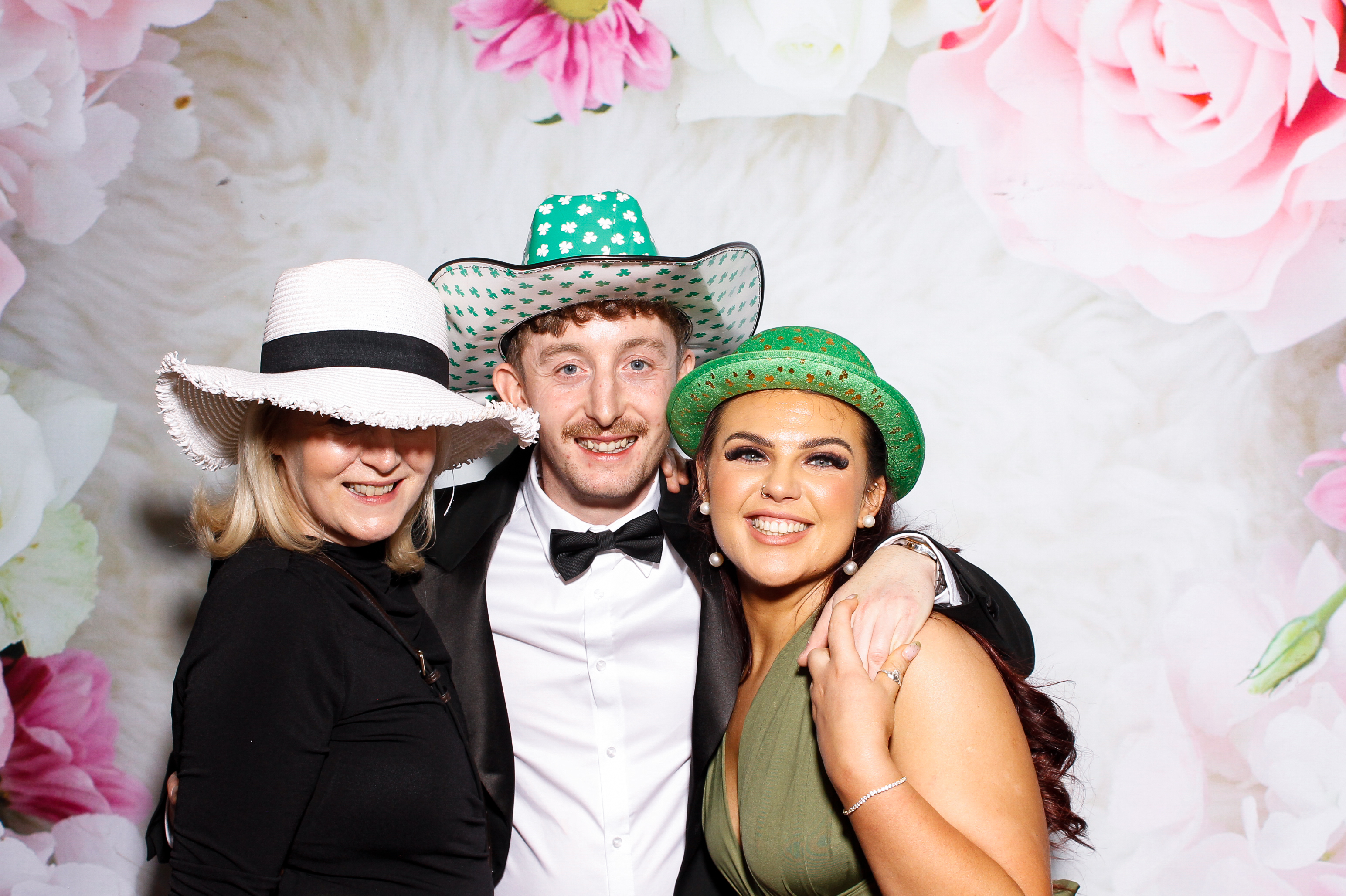 Kathryn & Shane | View more photos from the event at gallery.snapmagic.ie/u/SnapMagic/Kathryn-Shane